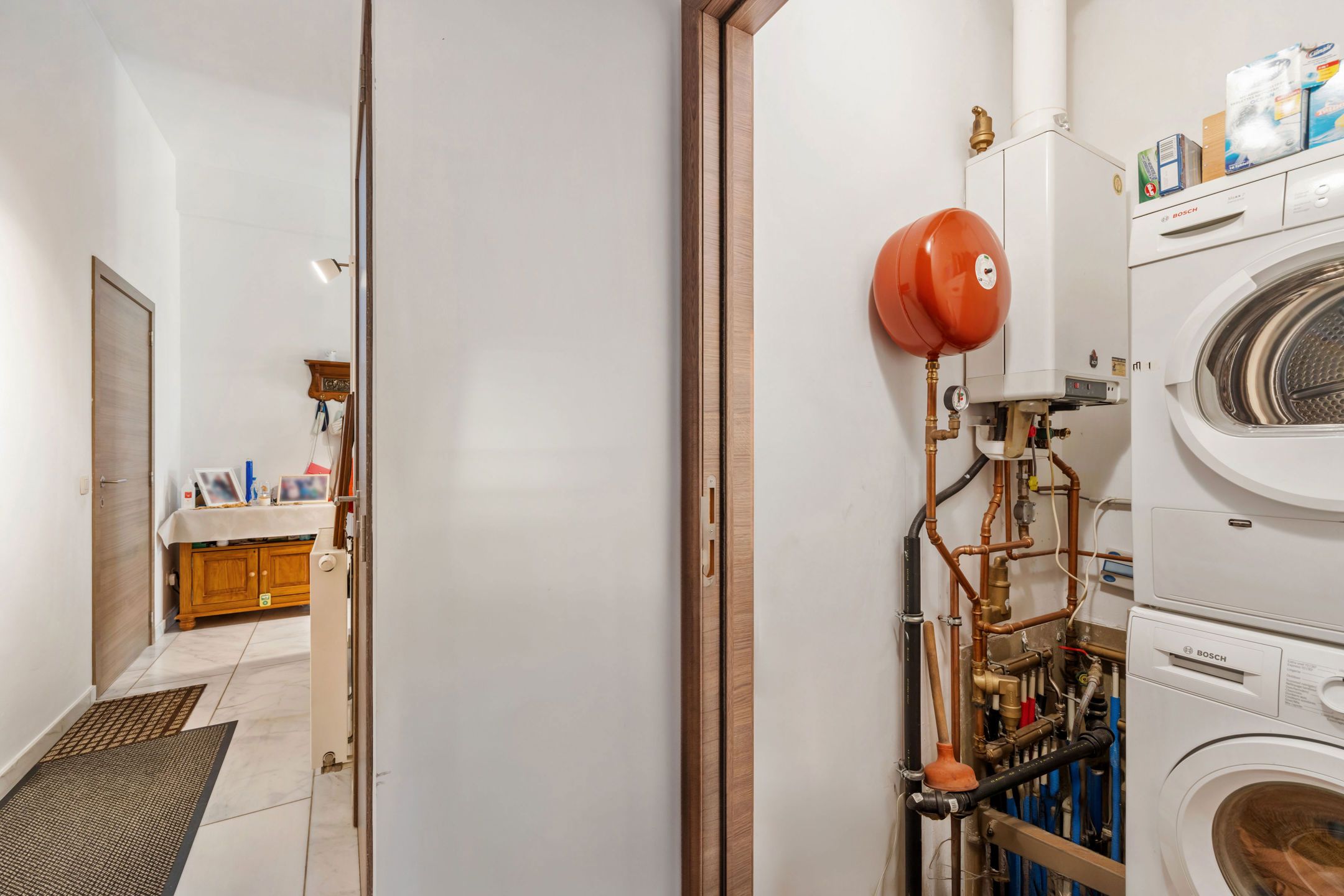 Gezellige gelijkvloersappartement met 2 parkeerplaatsen foto 11