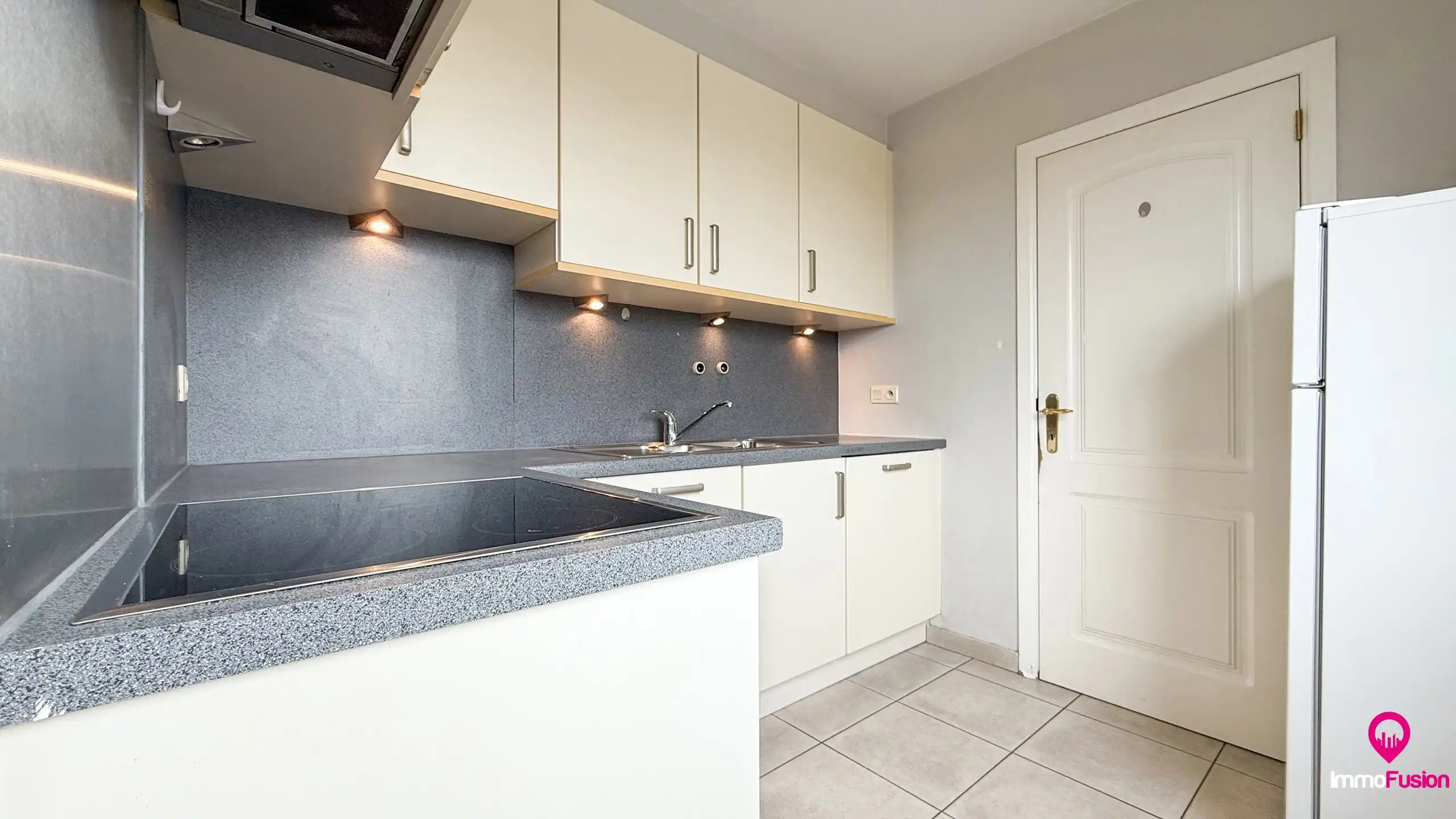 Duplex met 3 slaapkamers met dakterras in hartje Zolder foto 7