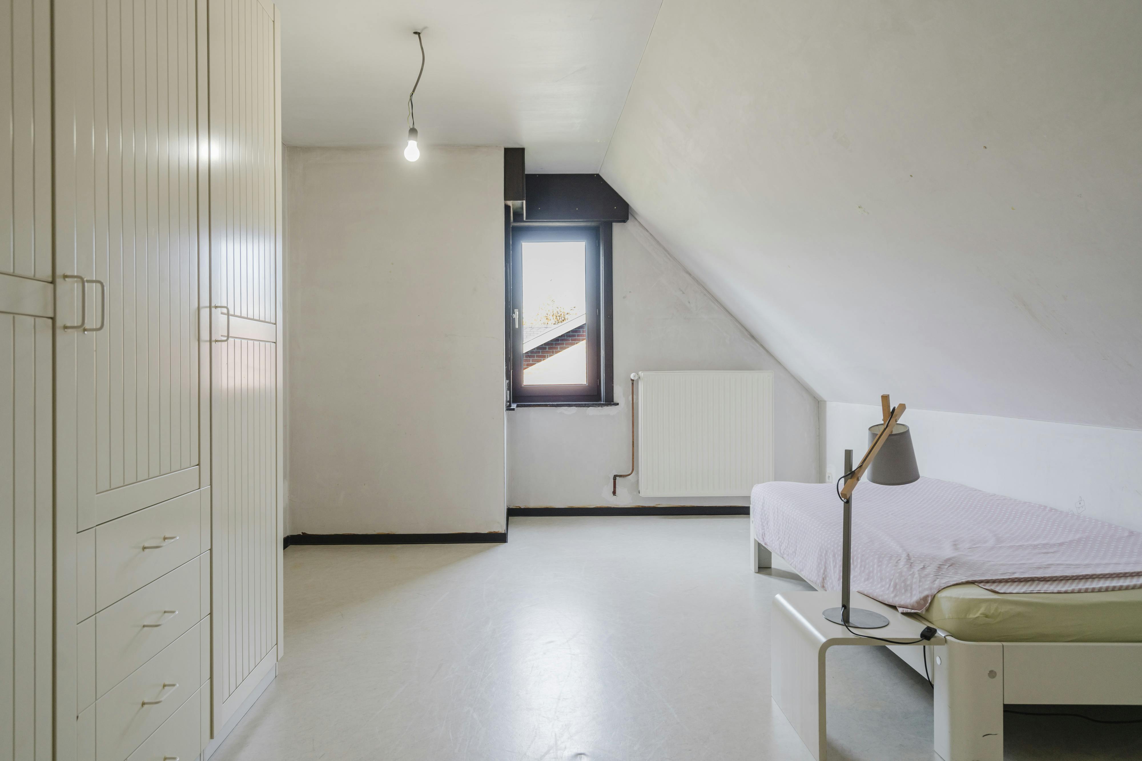 Alleenstaand huis met 4 kamers te koop in Waregem foto 19