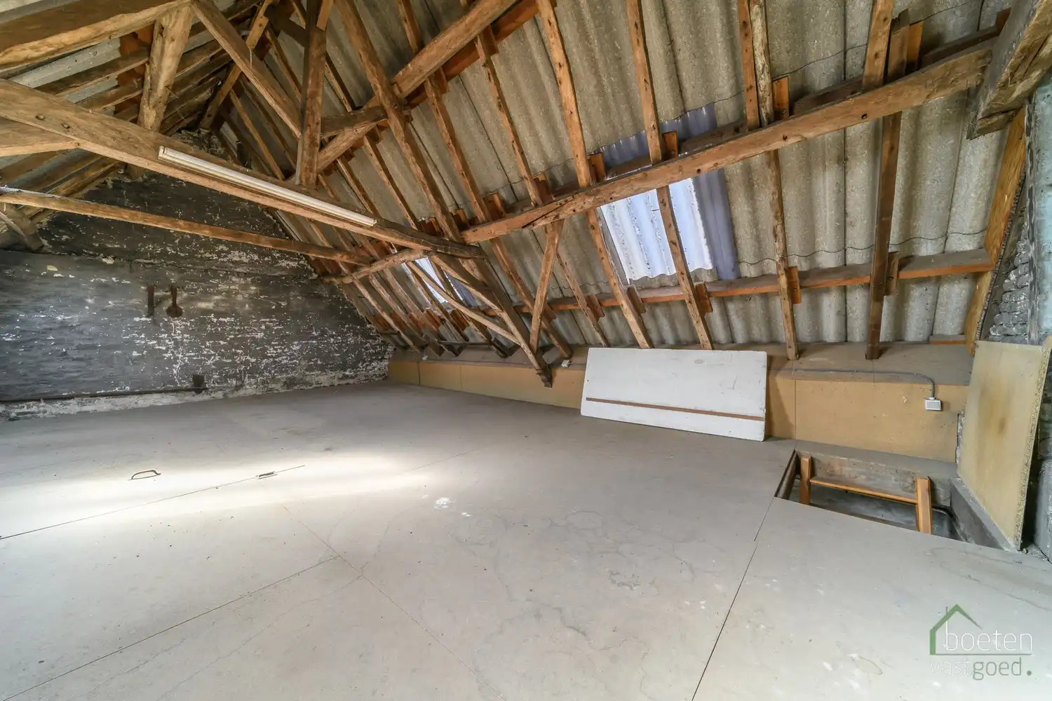 GIJVERINKHOVE: Degelijk woonhuis met 3 slaapkamers, loods (ca 100m²), zonneterras en -tuin op 545m² grondopp. foto 19