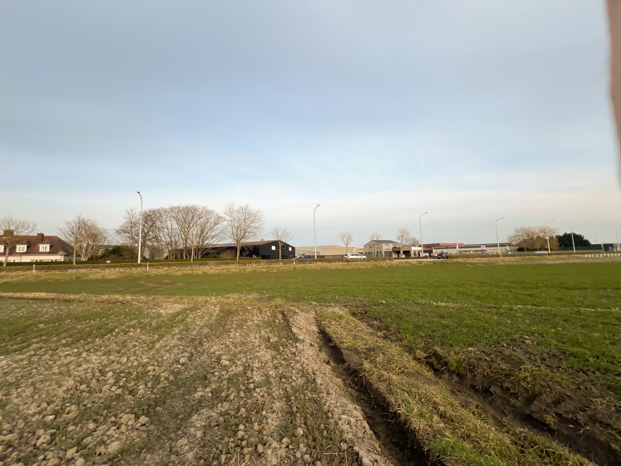 4 PERCELEN LANDBOUWGROND met een TOTALE oppervlakte van 11.340 m² foto 3
