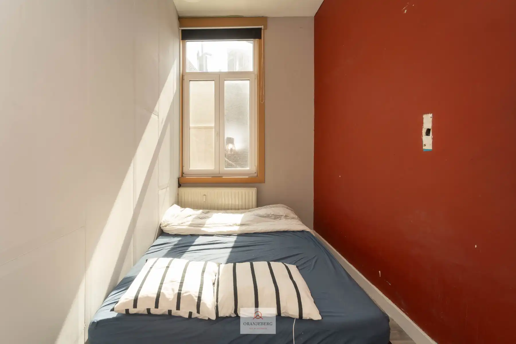 Charmant appartement in hartje stad met balkon foto 13