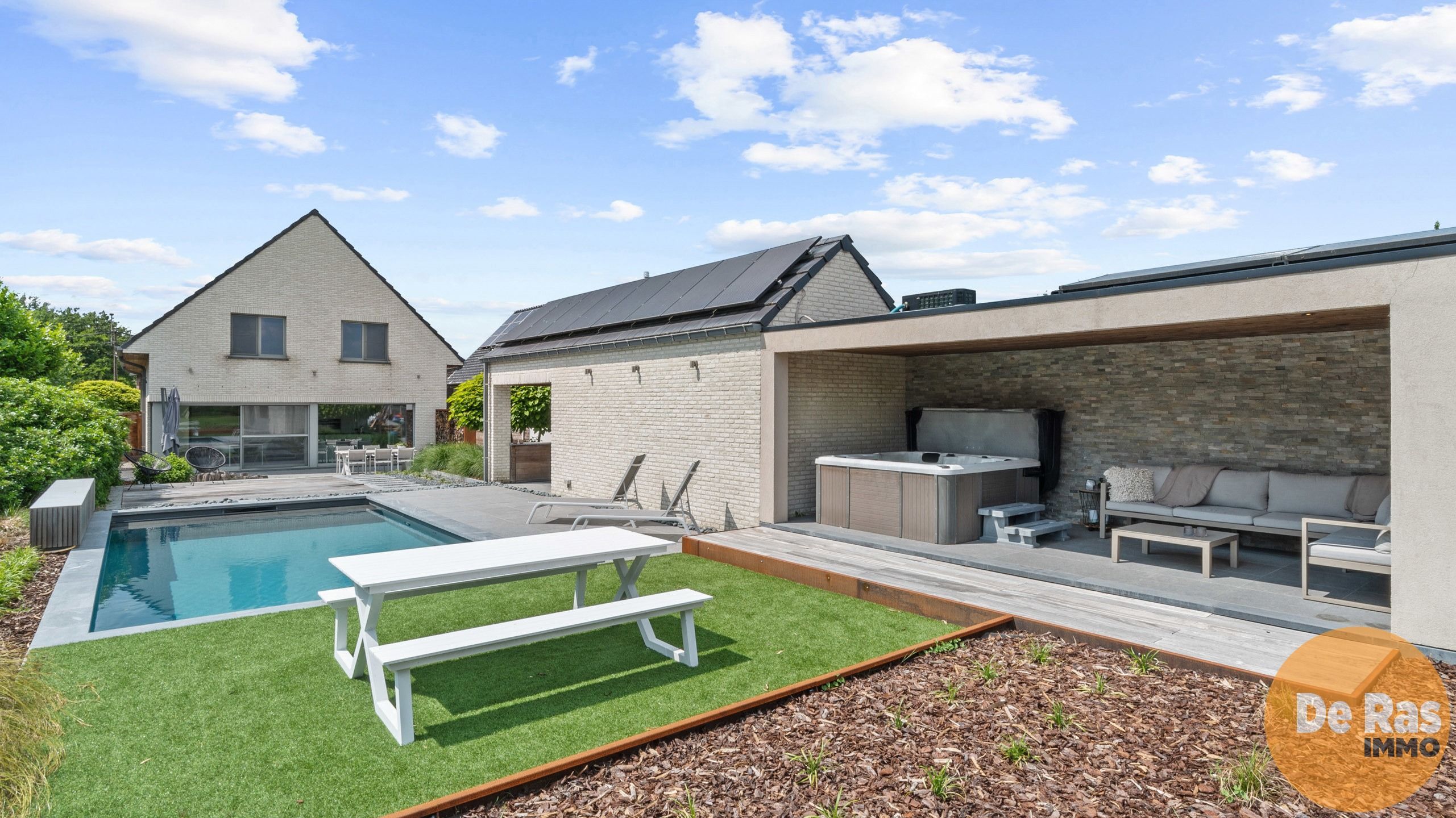 AFFLIGEM – Moderne en energiezuinige woning op +-13a  foto {{pictureIndex}}