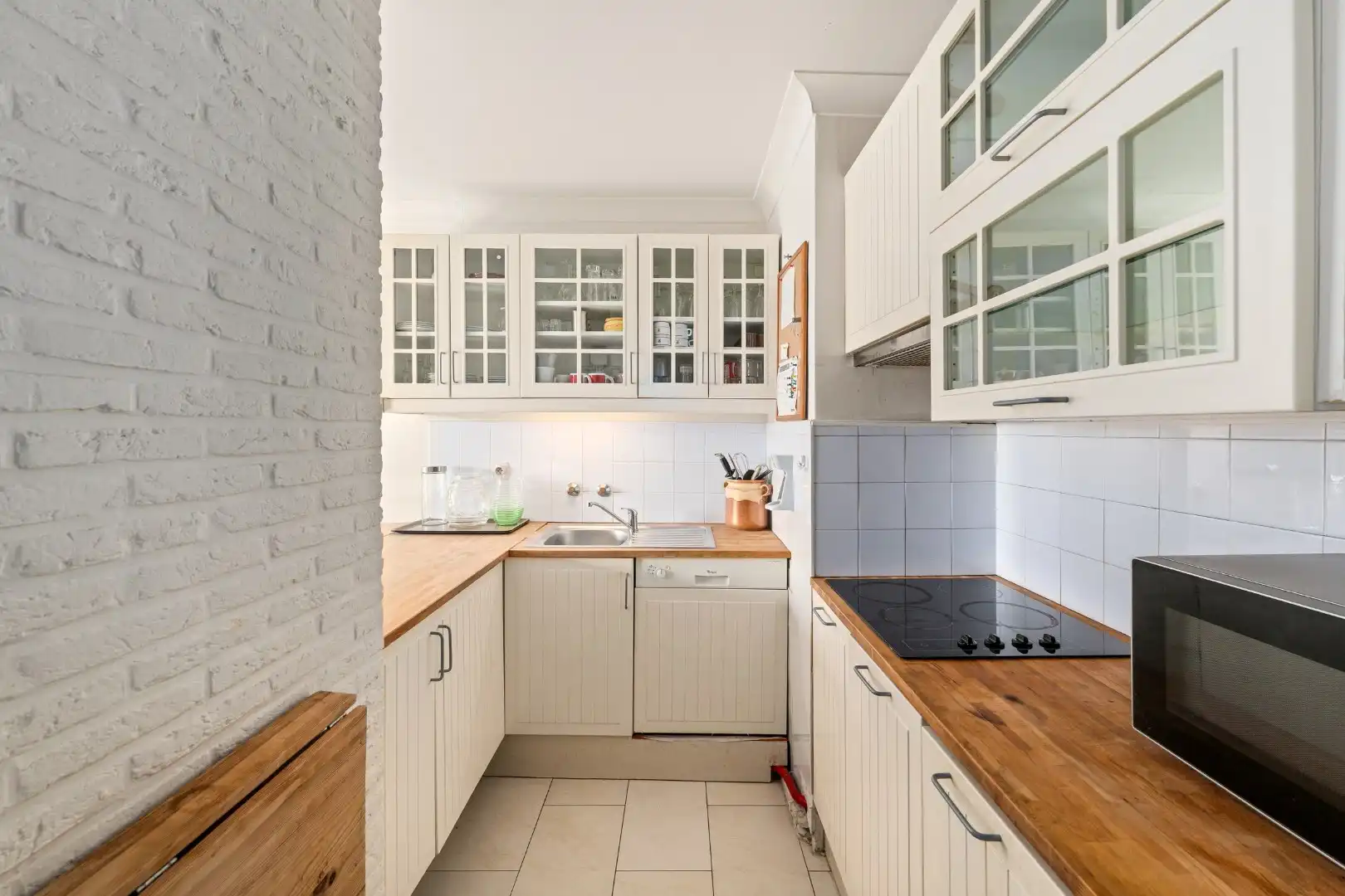 Gezellige 2 slaapkamer appartement foto 2
