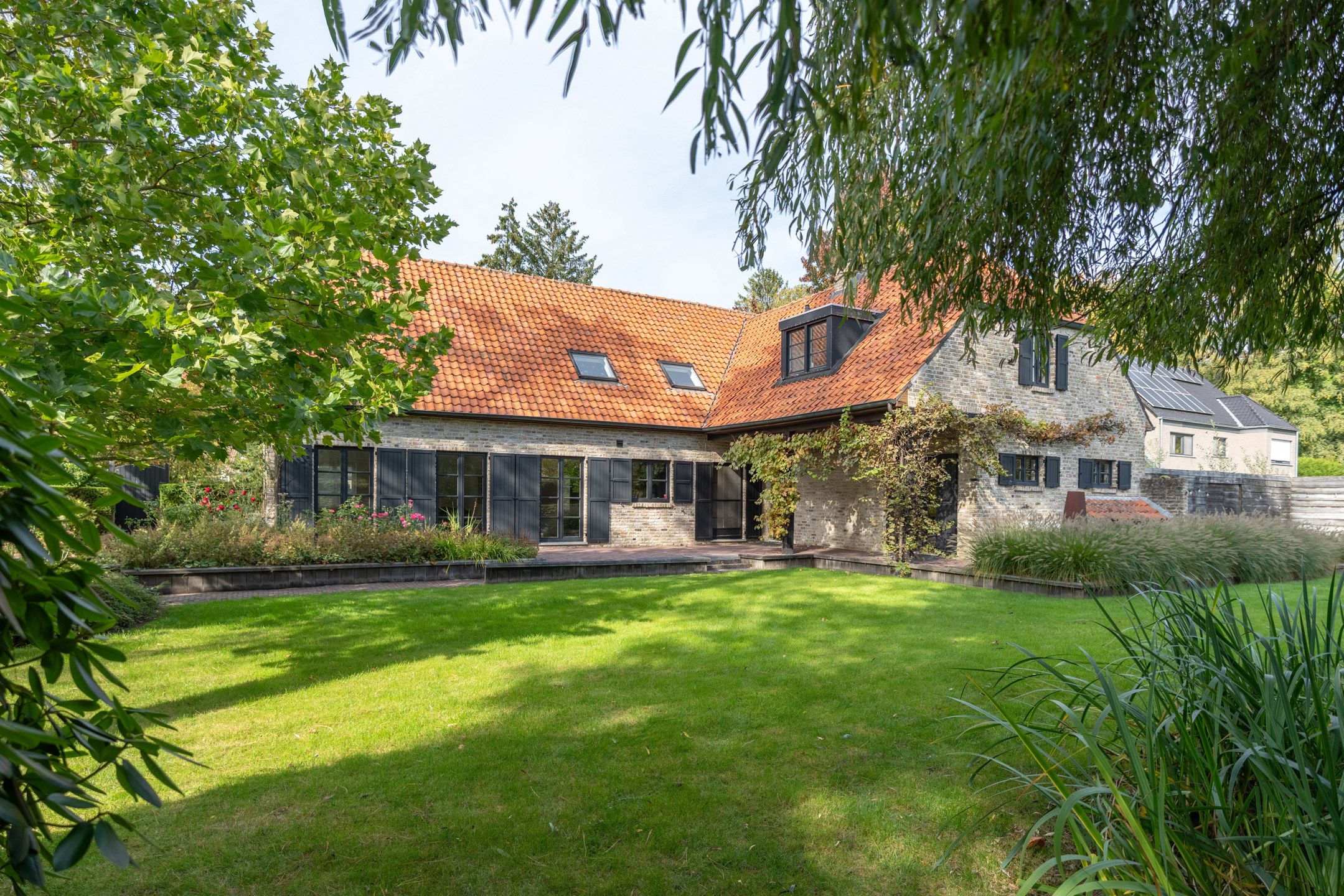 Prachtige villa met  residentiële ligging op 1.754 m² foto 54