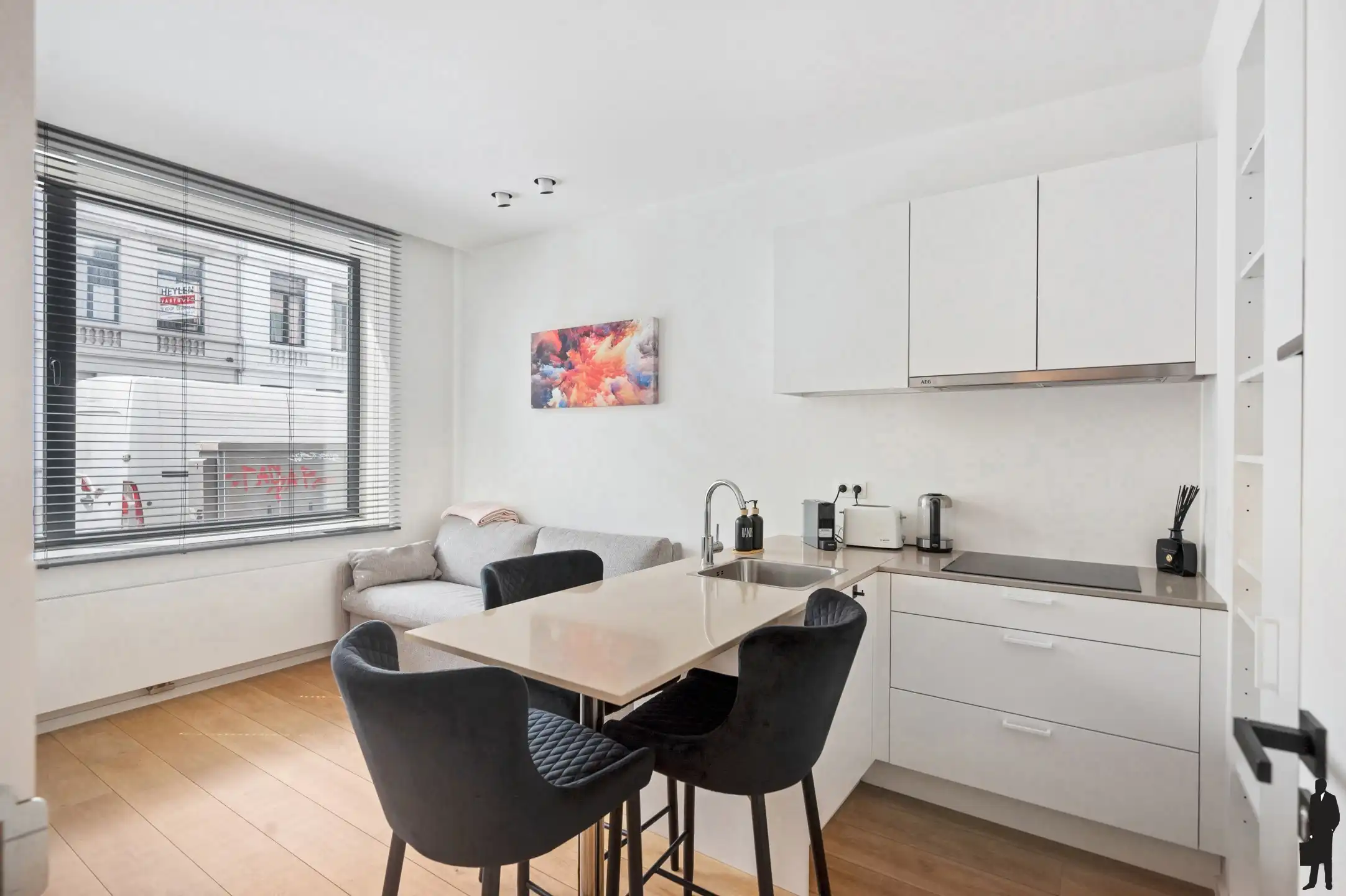 Upside down-woning met dakterras en parking foto 5