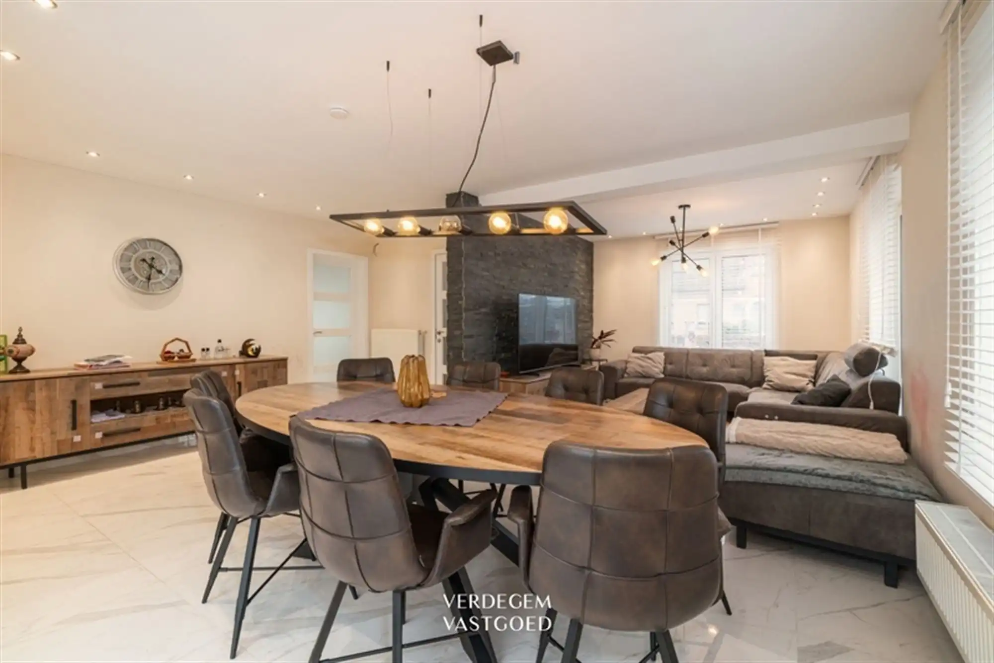 Ruime vrijstaande woning met 3 slaapkamers, tuin en garage / atelier foto 2