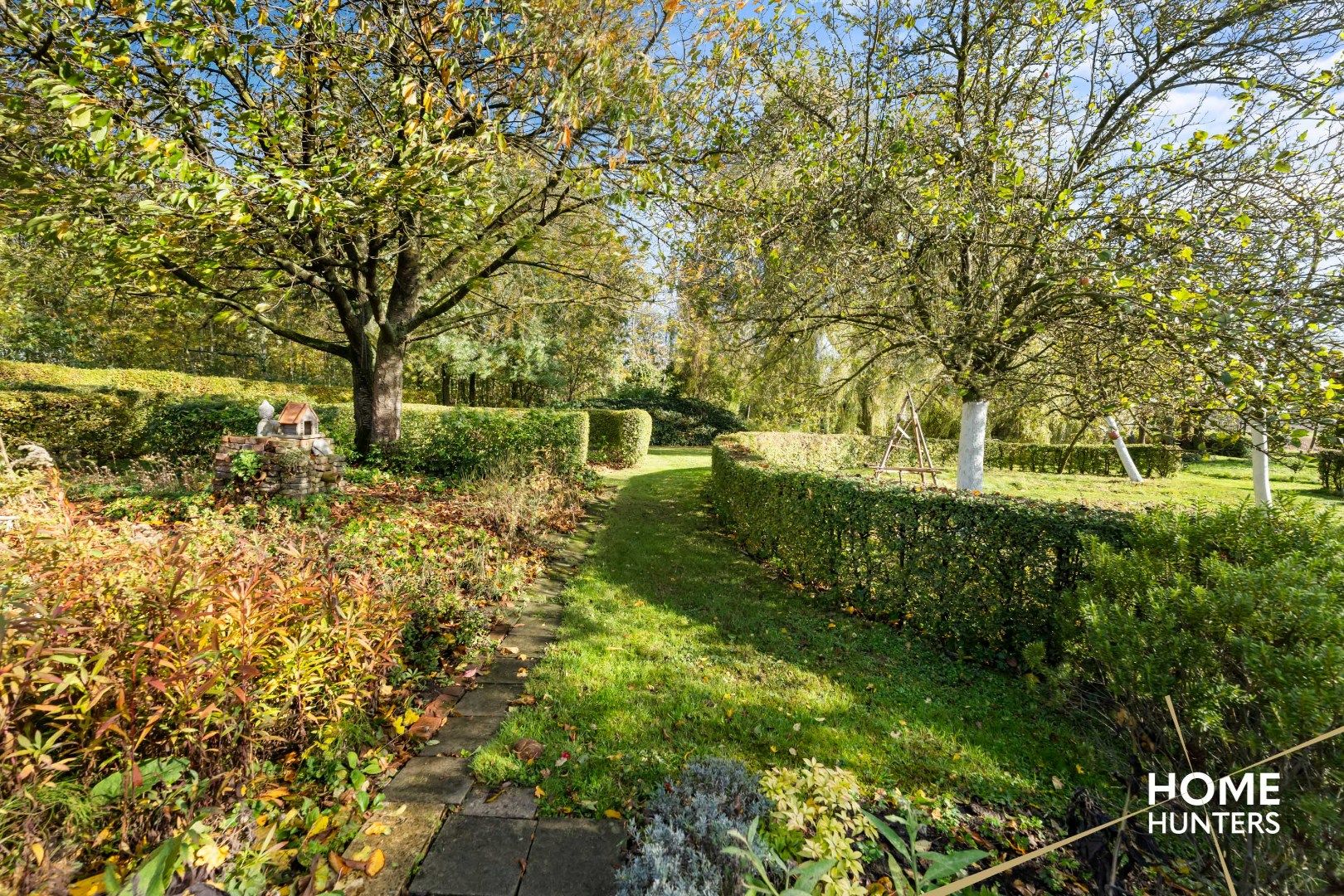 Te renoveren woning op royaal perceel van 4829m² in oase van groen en rust foto 5