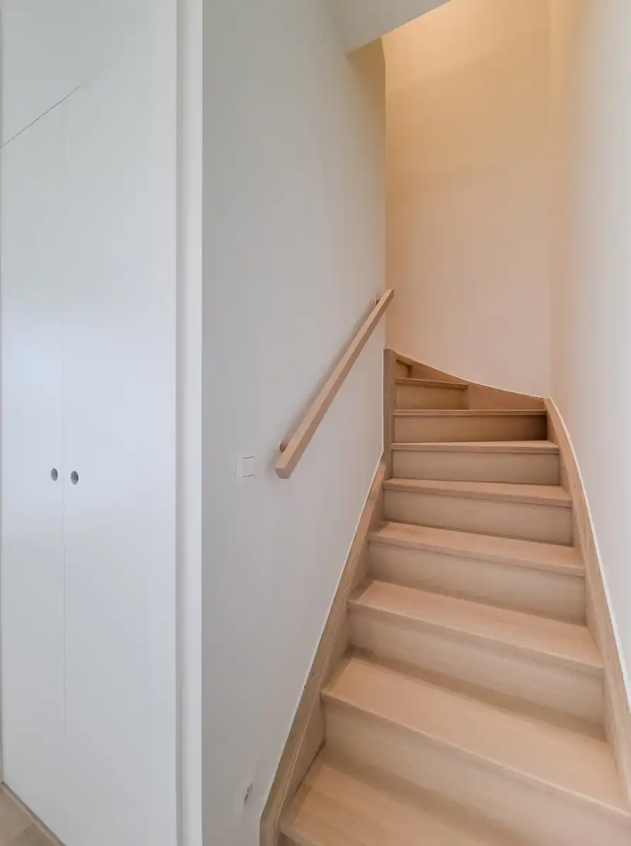 Lichtrijk nieuwbouw duplex met 2 kamers en 2 terrassen foto 9
