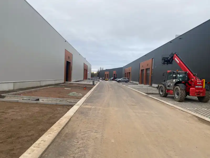 Nieuwbouw bedrijfspand te huur foto 3