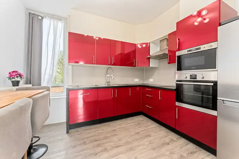 Roeselare- ruime bel-etage met 3 slaapkamers op toplocatie foto 5