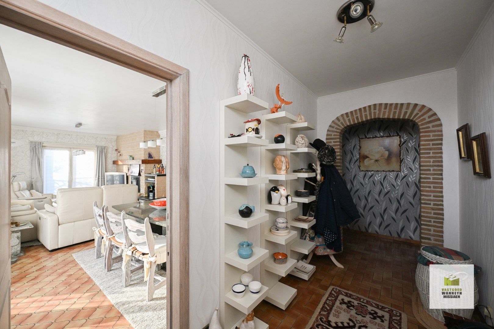 Ruime woning met 5 slaapkamers, groot bijgebouw (100m2) en landelijke vergezichten foto 10