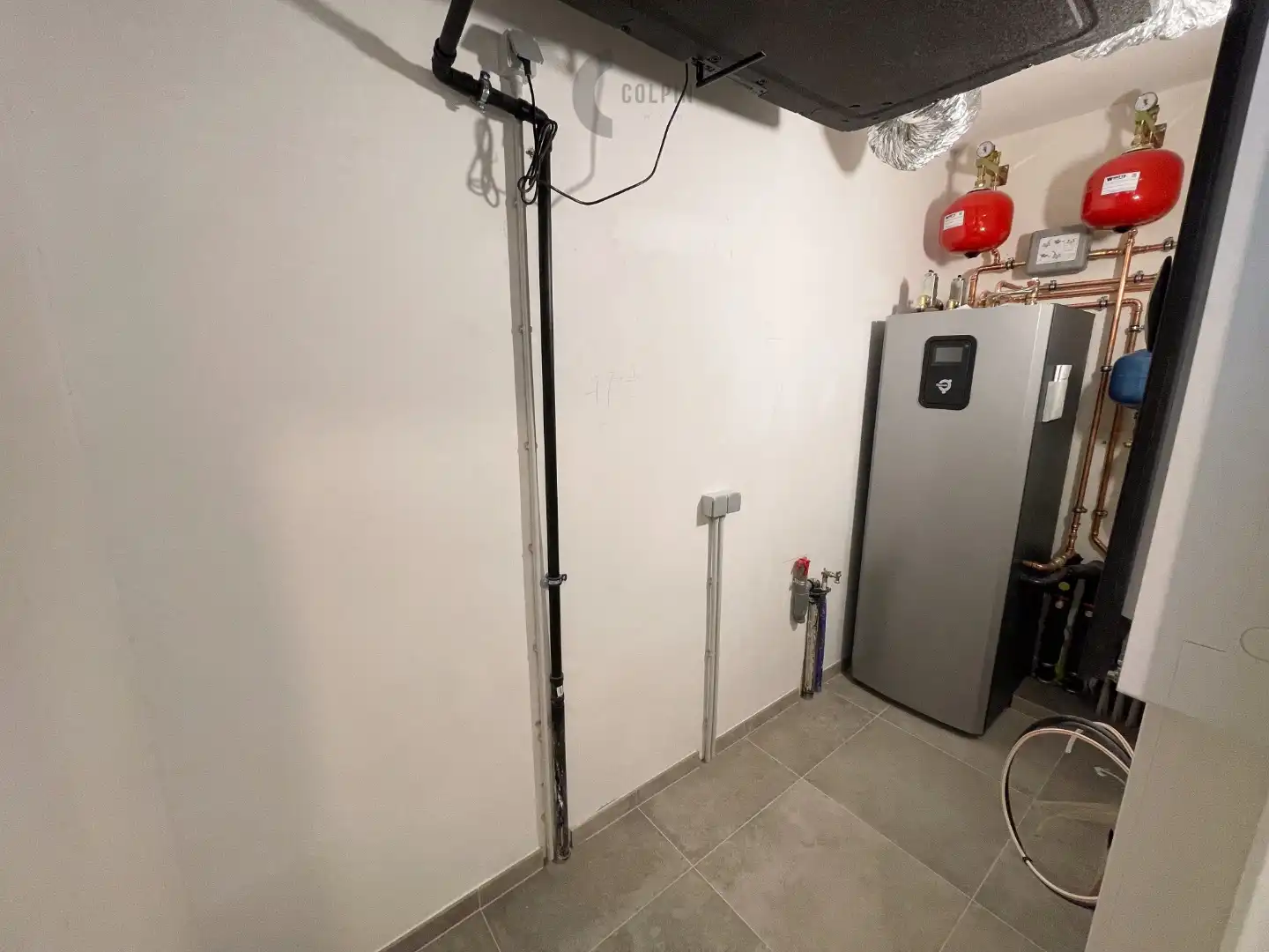 Instapklaar nieuwbouw appartement vlakbij het strand en centrum Heist. foto 11