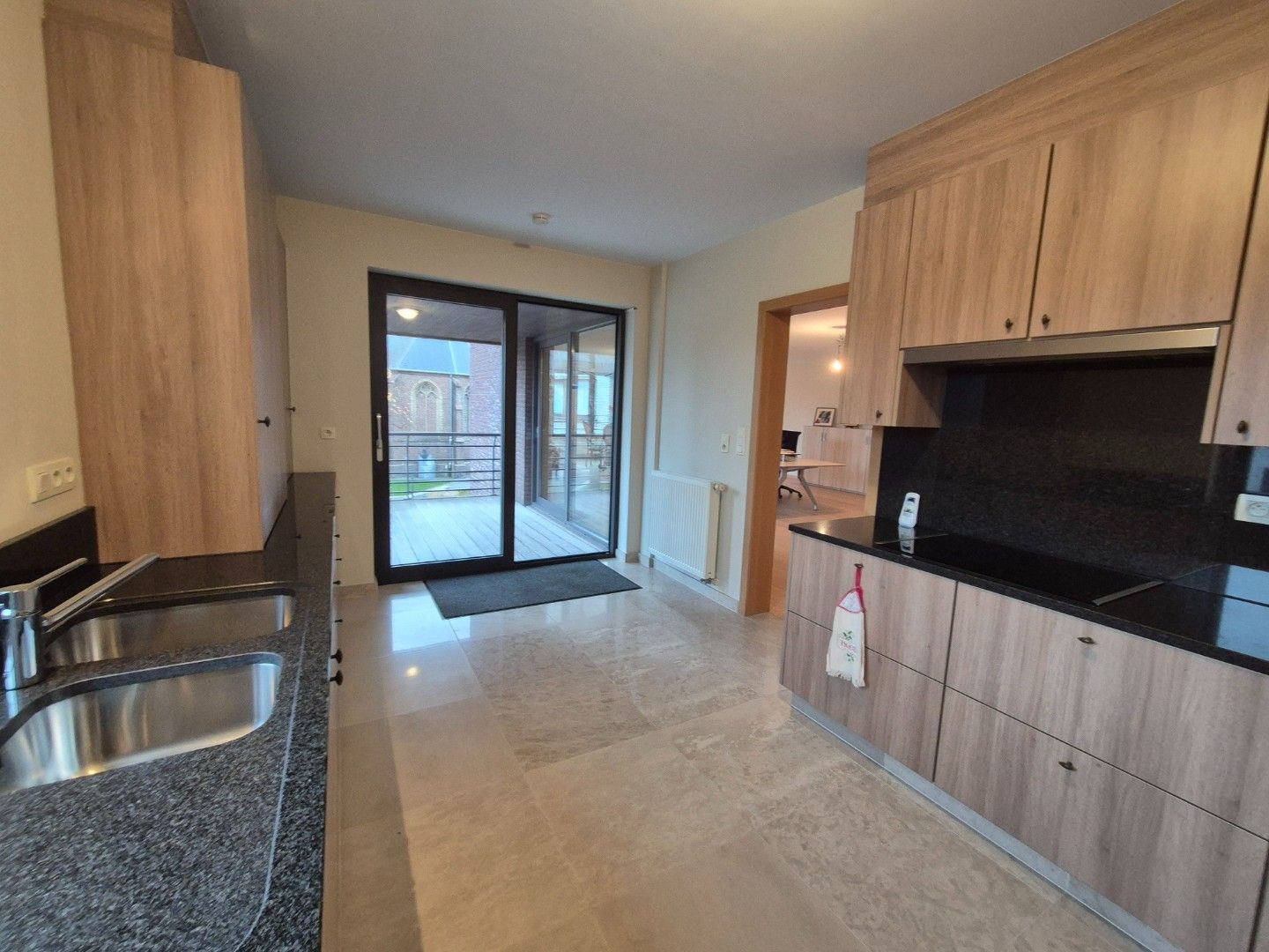Luxueus en Ruim Hoekappartement in Centrum Roeselare foto 4
