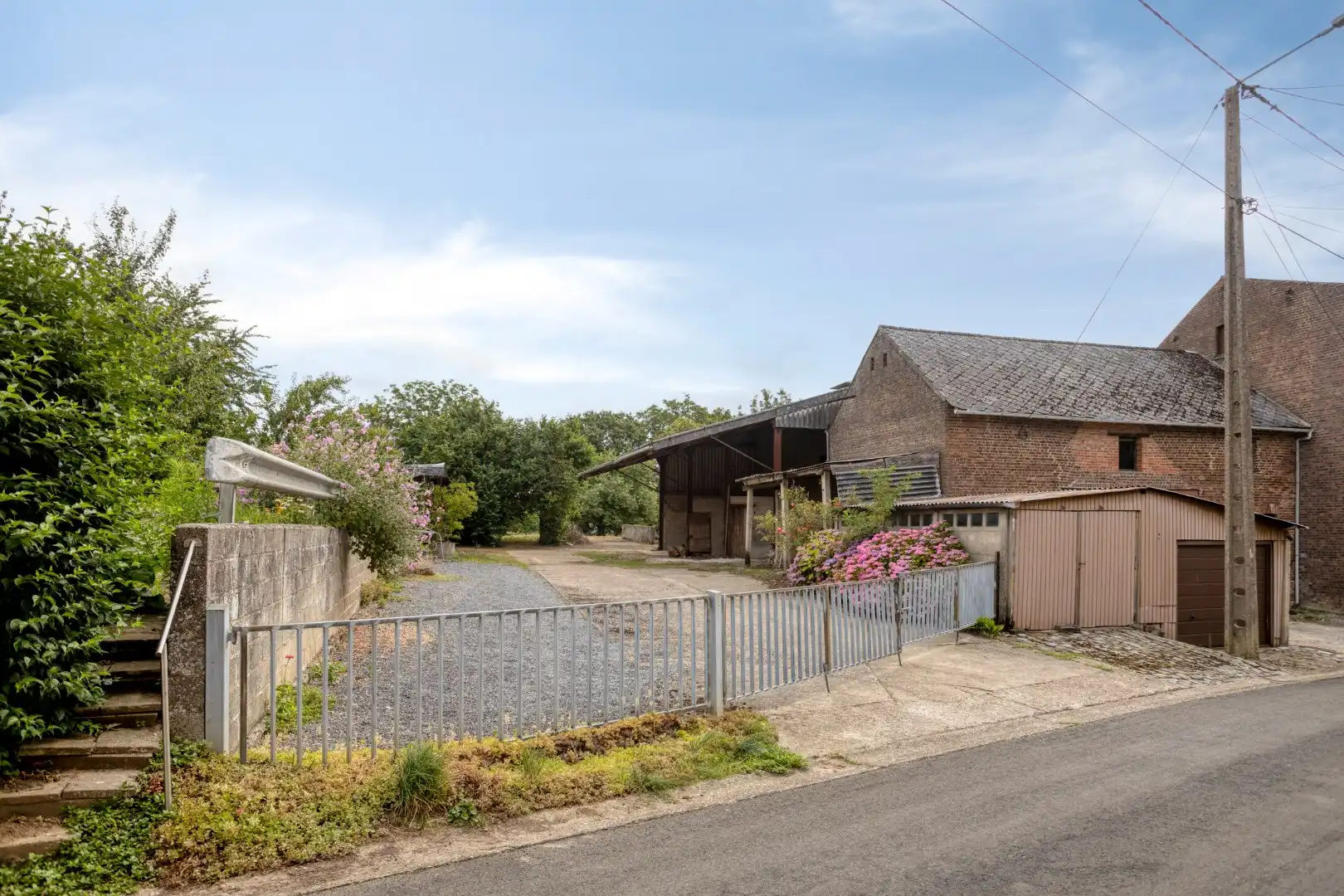 Hoevewoning met binnenkoer en grote opslagruimte te Heers-Vechmaal foto 26