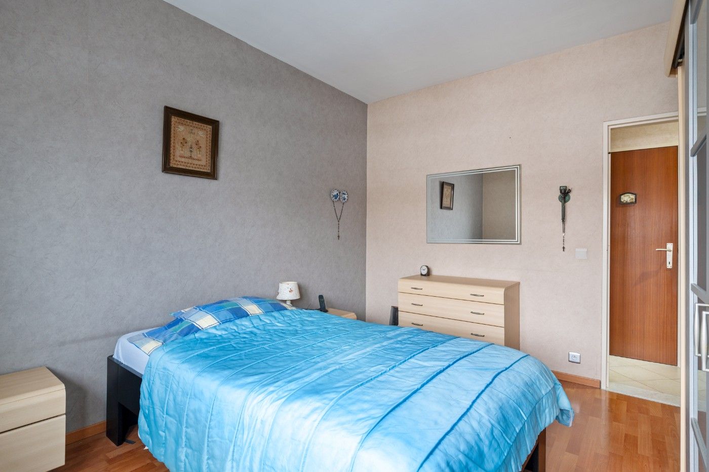 Gezellig app. op 1e verd. met 2 slpk., terras en garage foto 12