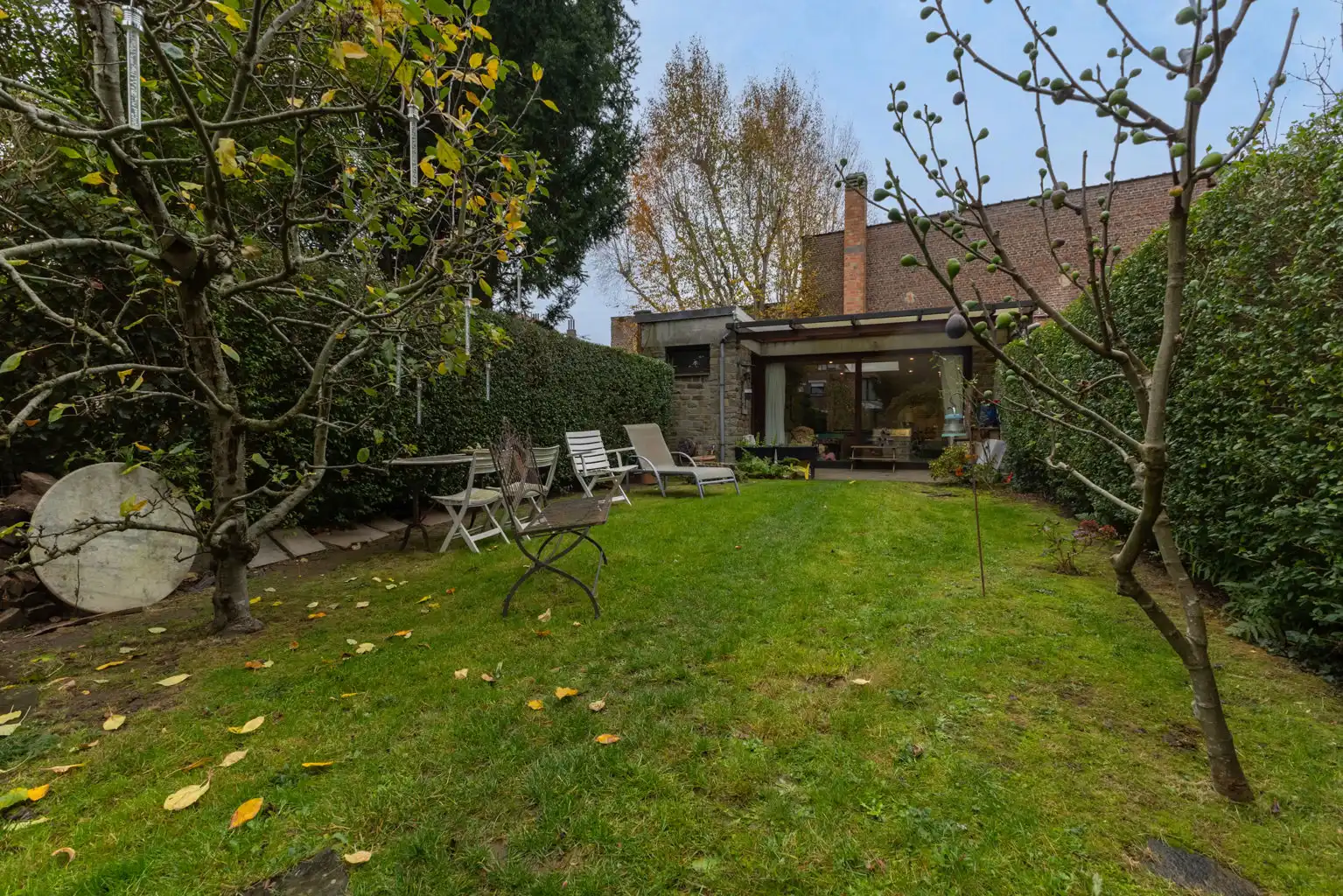 Karaktervolle woning met 4 slpks, garage, bijgebouw en tuin foto 22