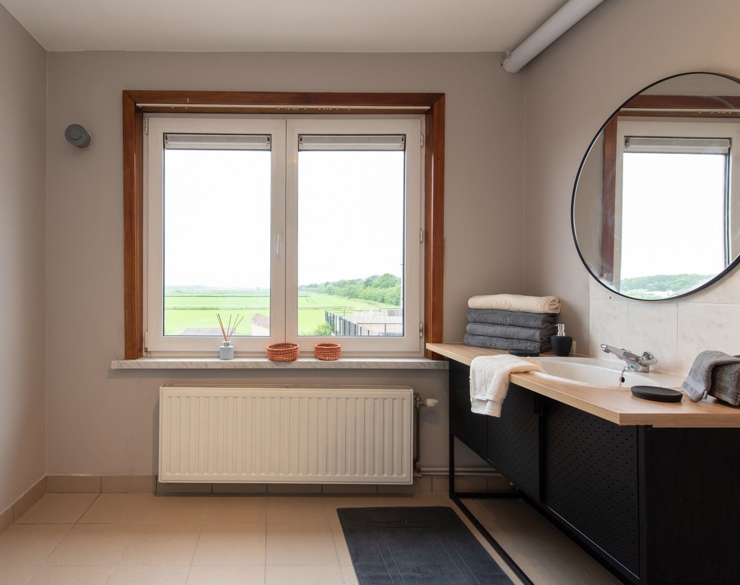 Instapklare, gerenoveerde woning te koop te Adinkerke.  foto 16