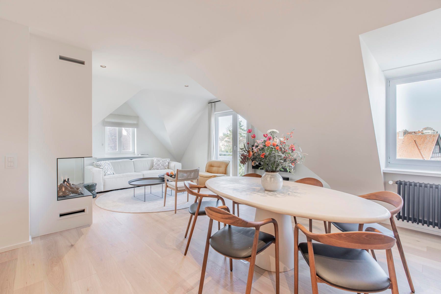 Penthouse in villa residentie met 3 slpk - modern gemeubileerd foto 1