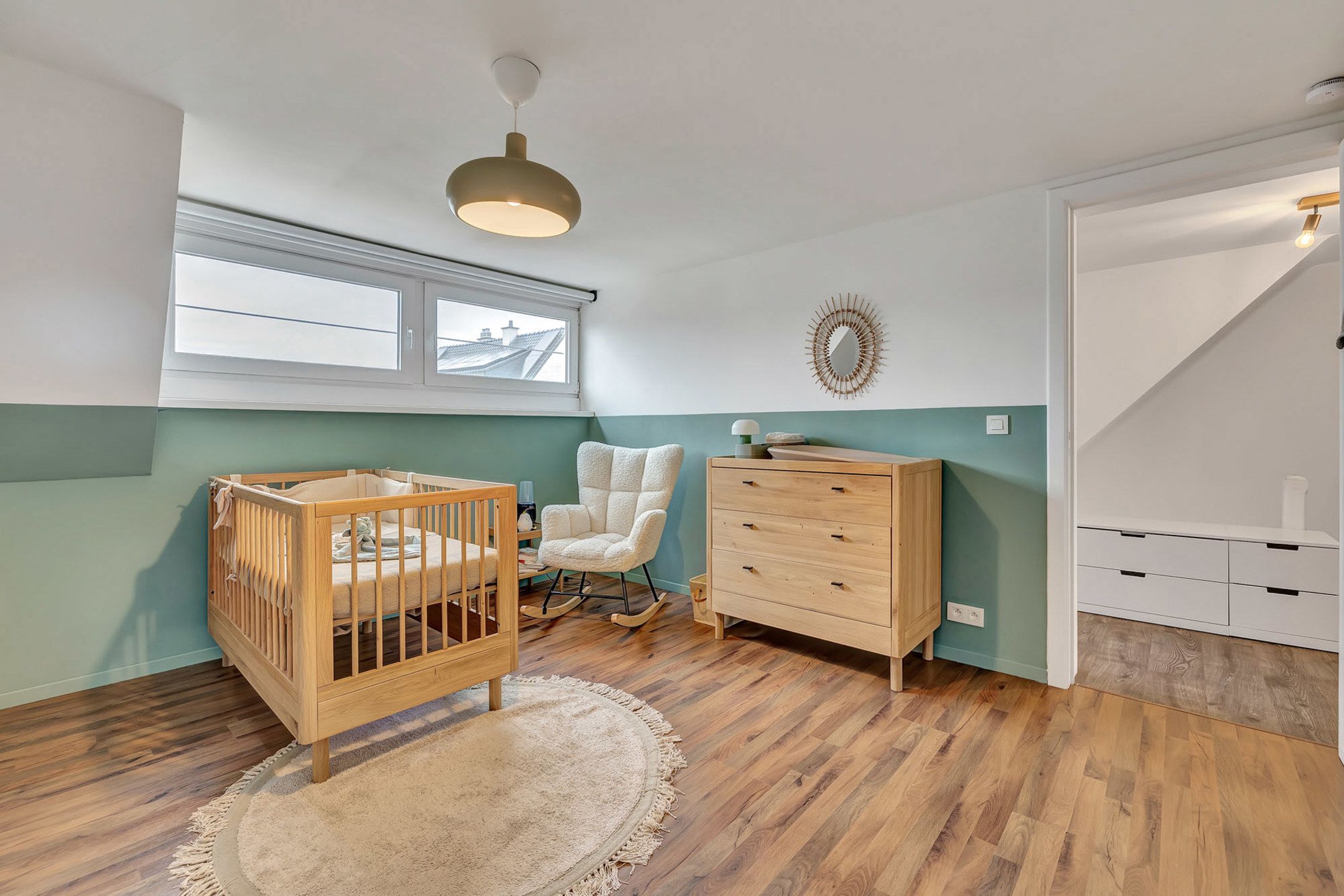 Instapklare woning met tuin en garage in rustige straat  foto 13