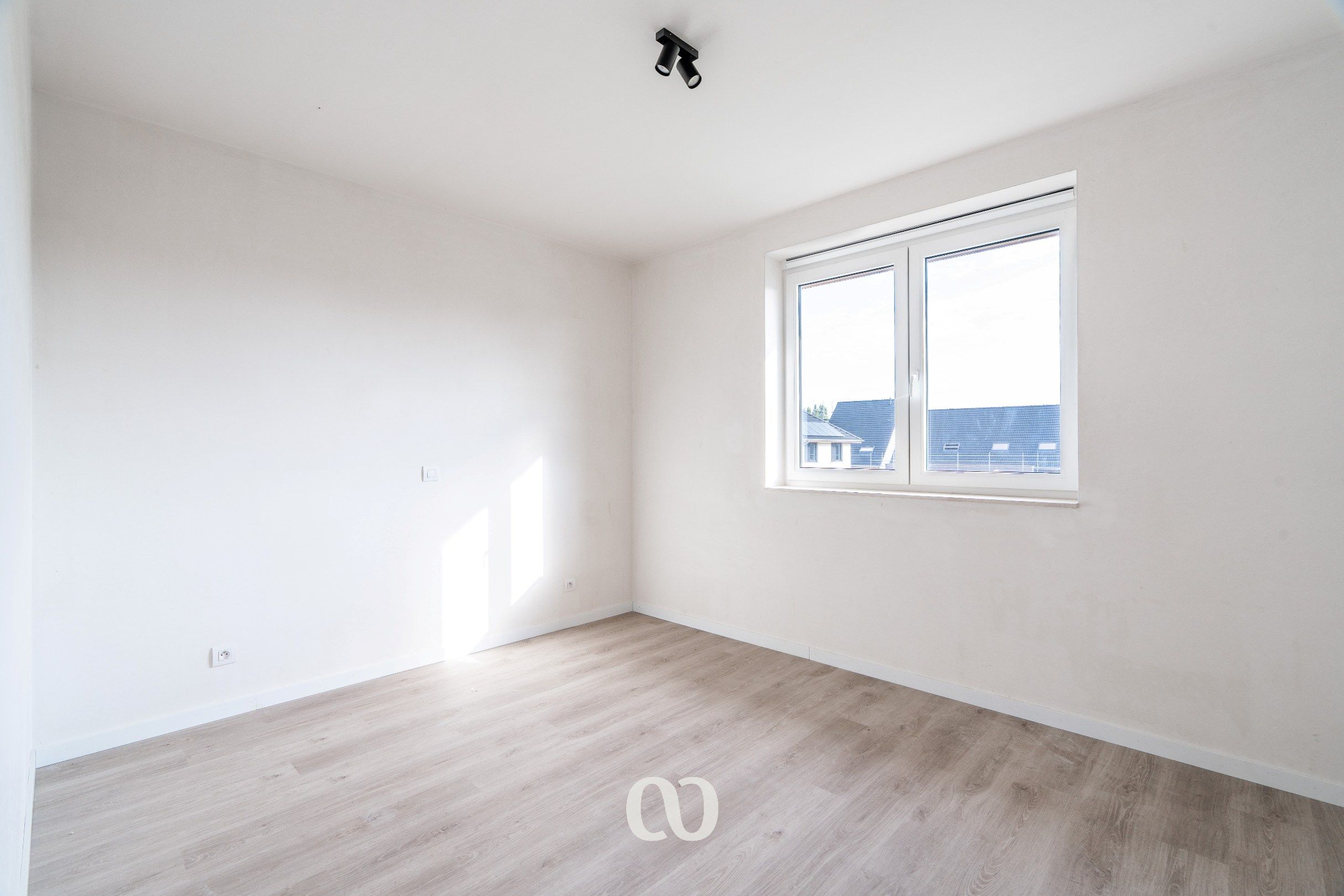 Prachtige nieuwbouwwoningen met 4 slaapkamers en garage foto 12