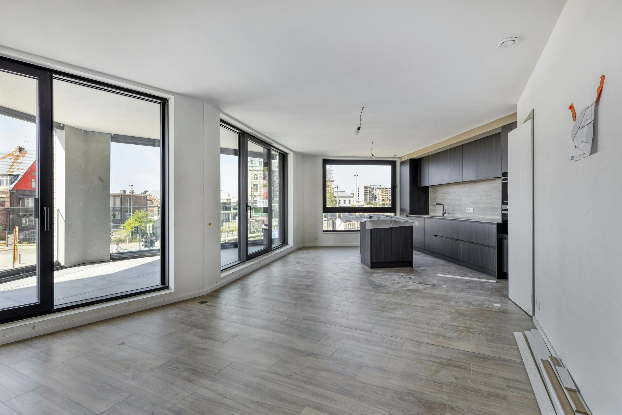 A0101 Rivert nieuwbouwappartement te Antwerpen foto {{pictureIndex}}