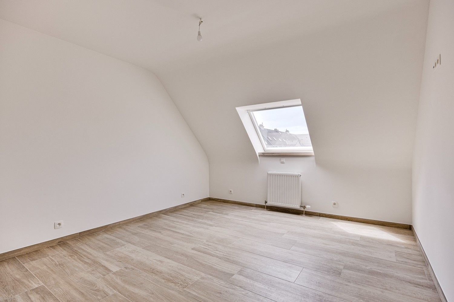 Uniek instapklaar appartement met 2 slaapkamers op TOPlocatie in het Hart van Lanaken foto 17