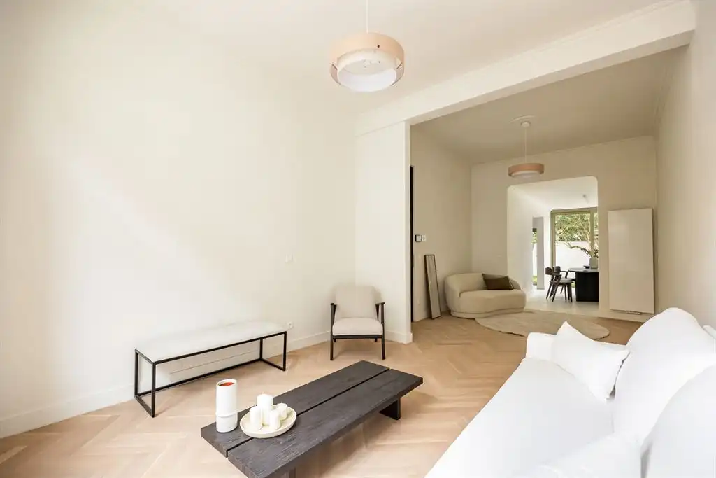 Hoogwaardig gerenoveerd herenhuis vlakbij Zurenborg foto 3