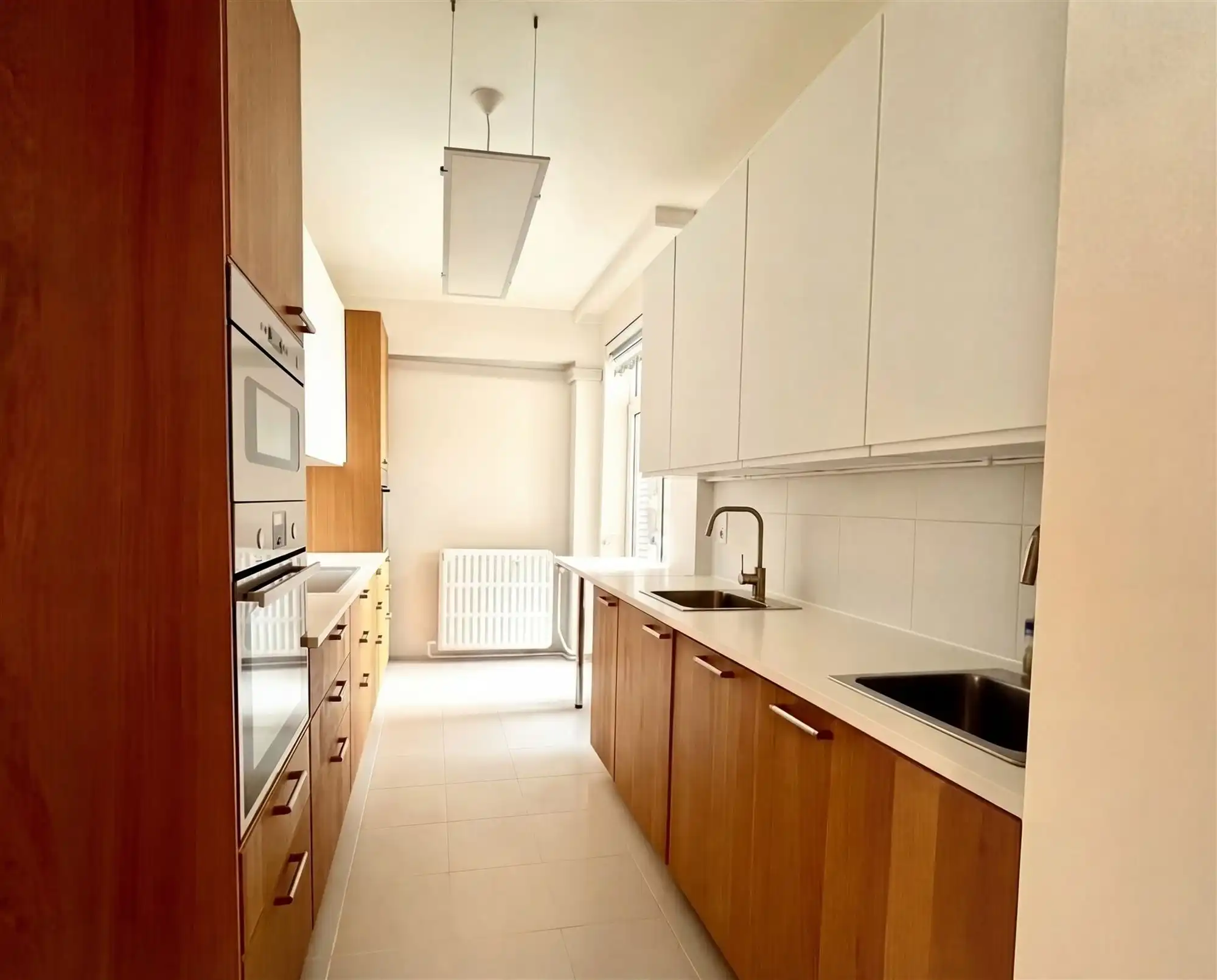 Recent gerenoveerd 4SLPK appartement met terras foto 2