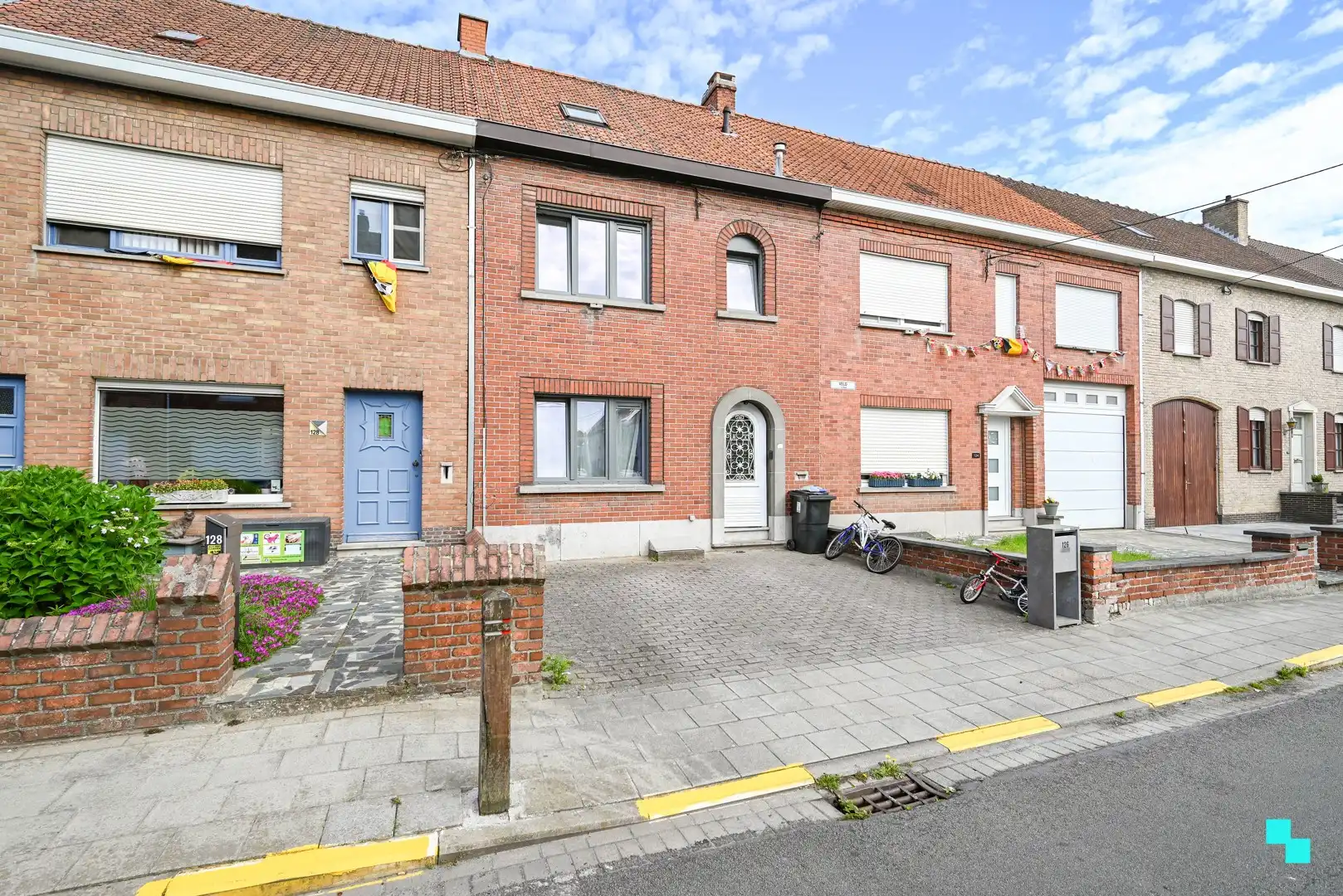 Op te frissen starterswoning in Harelbeke foto 26