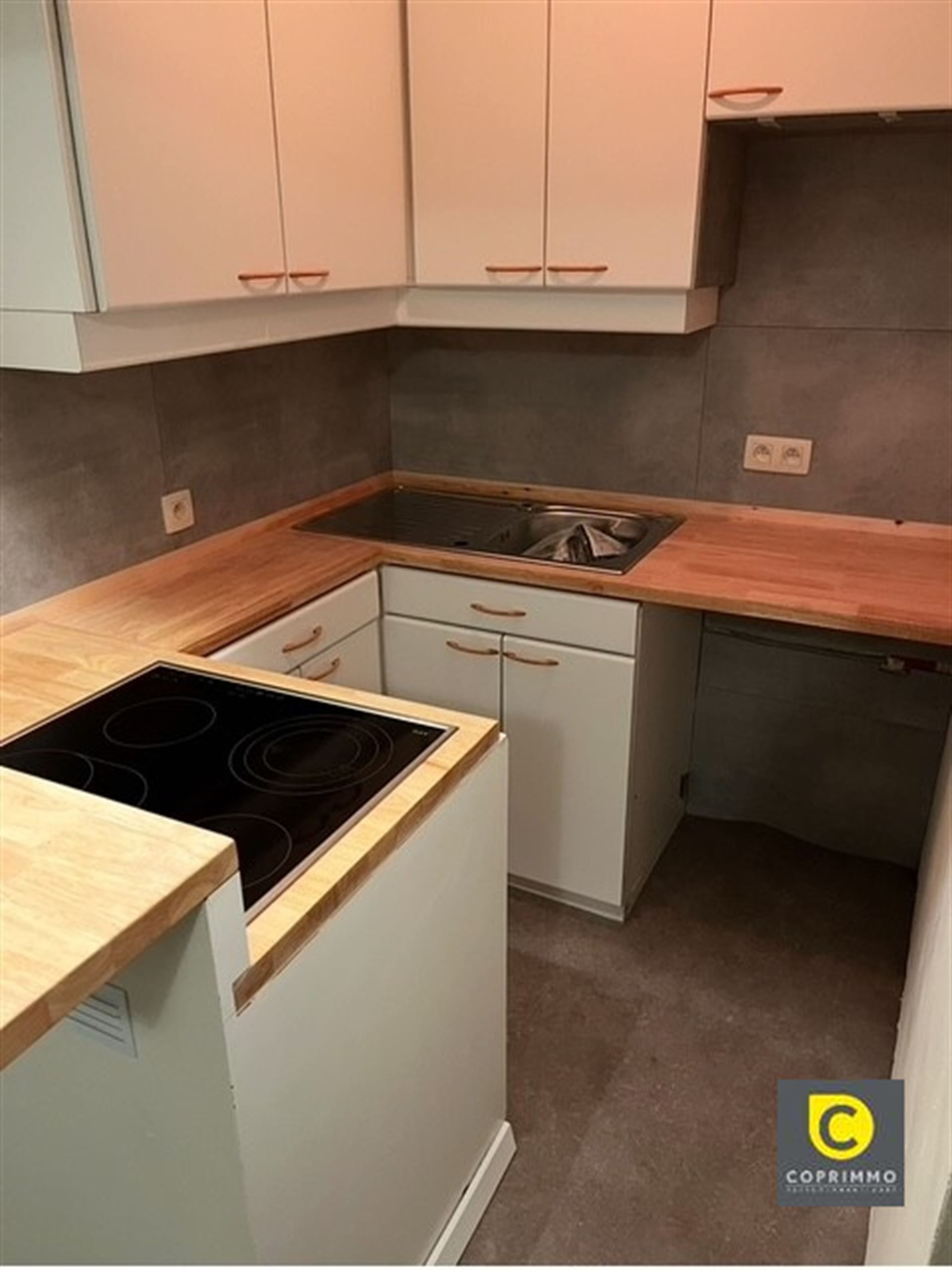 Instapklaar dakappartement met ruim terras! foto 10