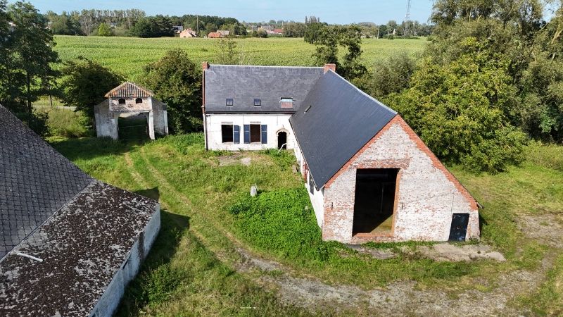 Exclusief 17e eeuws landgoed met bijgebouwen en slotgracht op 1 ha foto 17