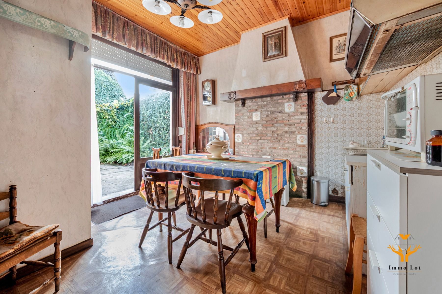 Woning met charme en mooie tuin in hartje Kalken foto 10