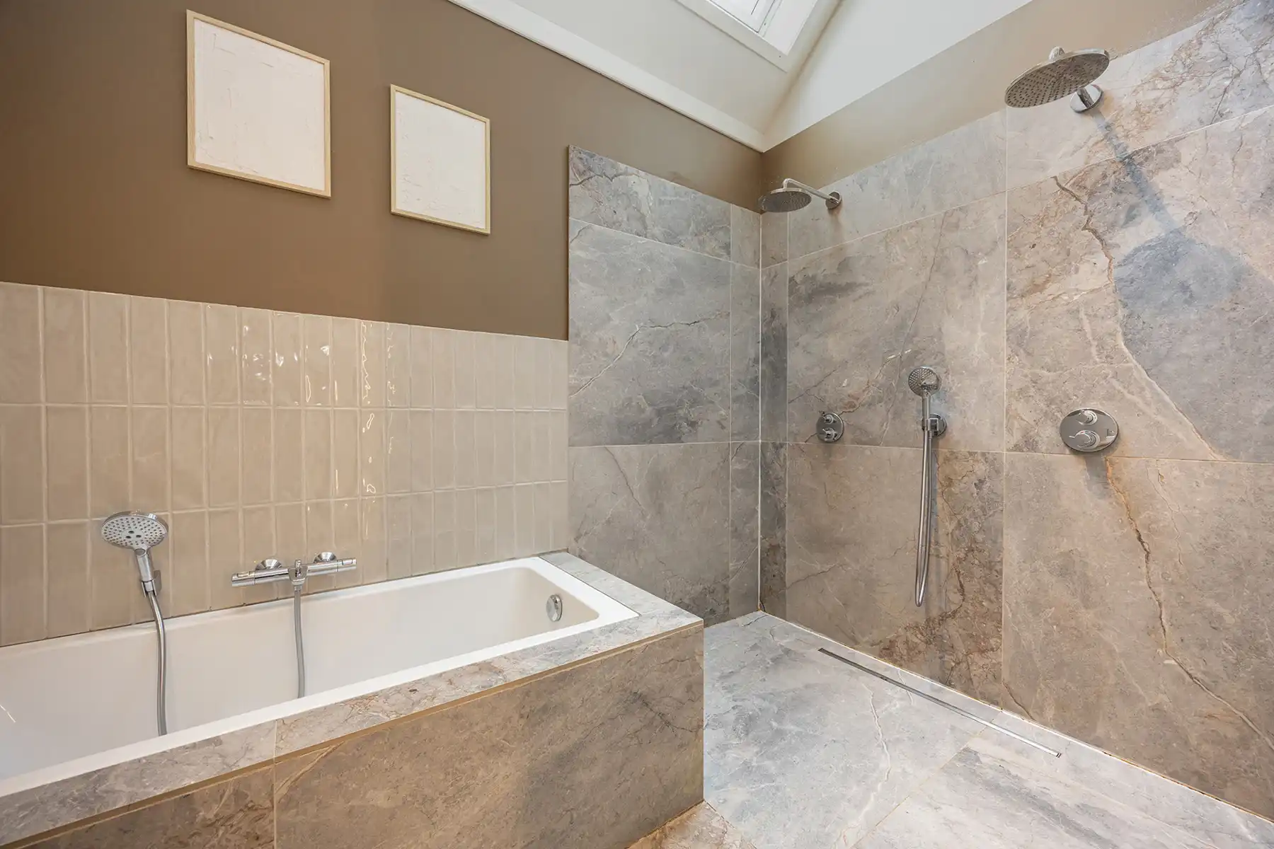 Ruime gezinswoning met tuin en 4 slaapkamers. foto 8