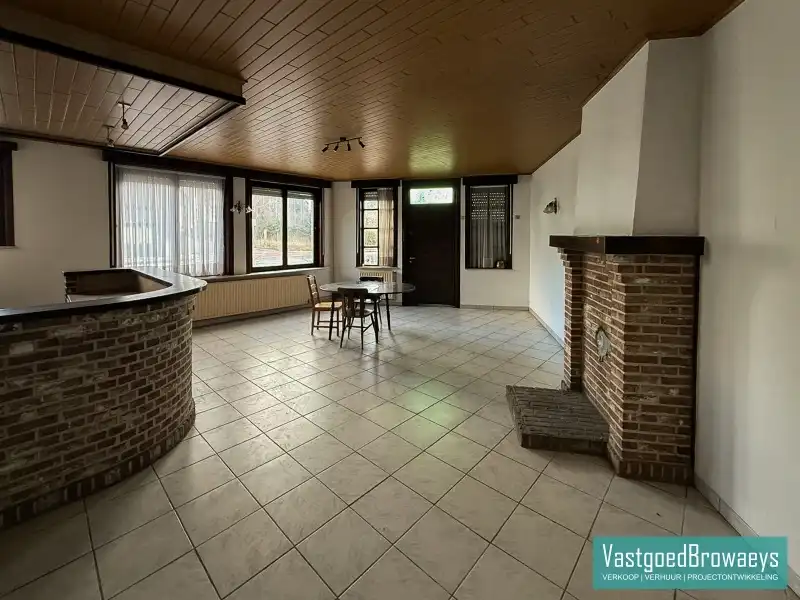 Centraal gelegen basiswoning met tuin en parkeergelegenheid foto 10