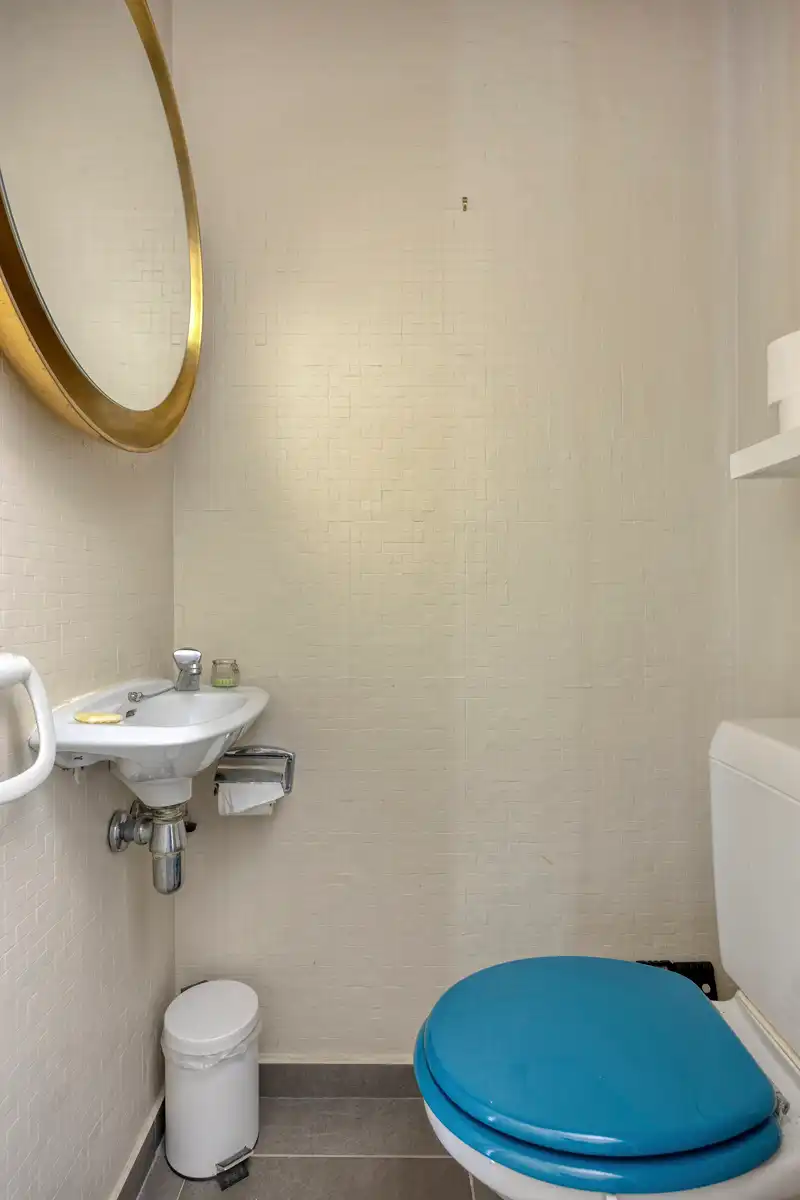 4-slaapkamer en 2-badkamer appartement (150 m²) in Berchem. foto 27