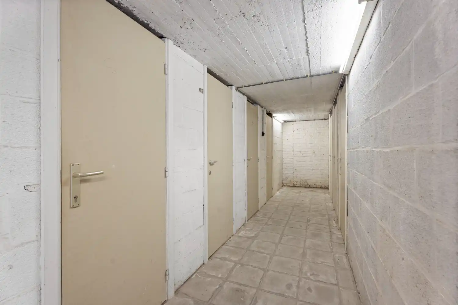 Centraal gelegen één slaapkamerappartement foto 21