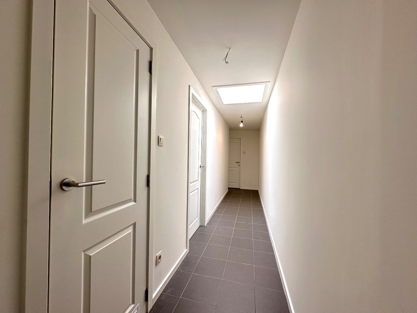 Volledig gerenoveerde woning te huur met goede ligging nabij het stadscentrum foto 8