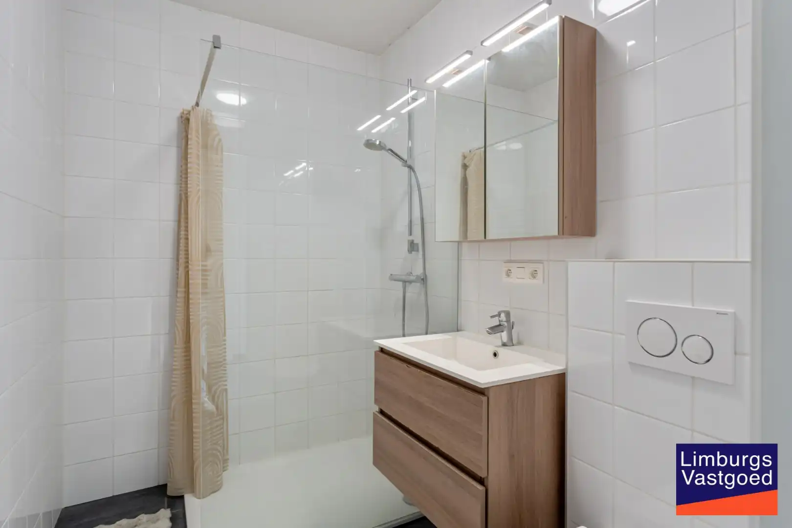 Appartement (80m²), 2 slpk, 2 ruime terrassen, autostaanplaats + kelderberging foto 15