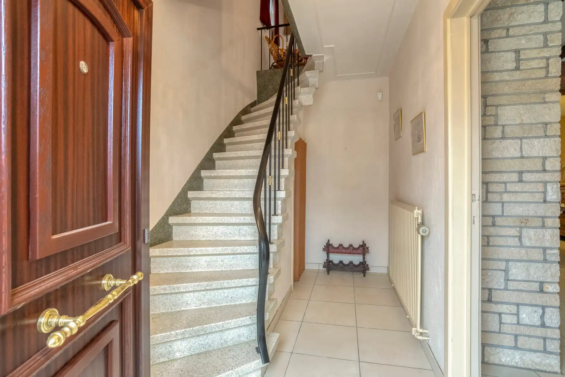 Te renoveren 4-gevelwoning met prachtige tuin foto 3