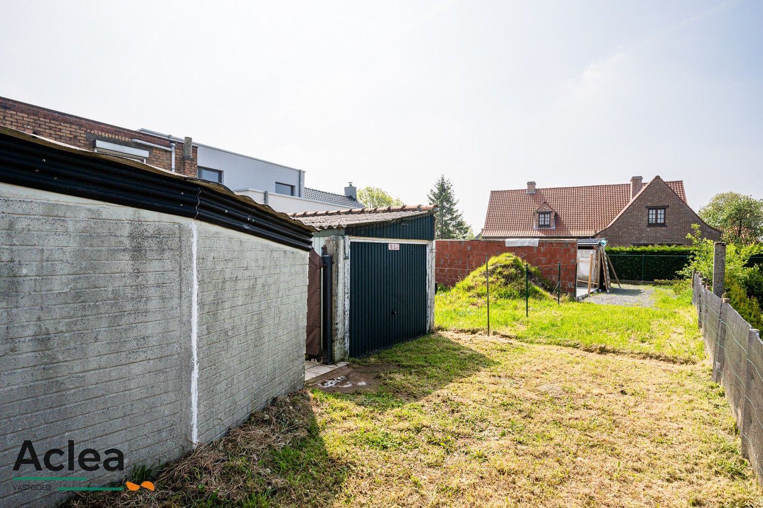 Op te frissen woning met 3 slpks en garage foto 23