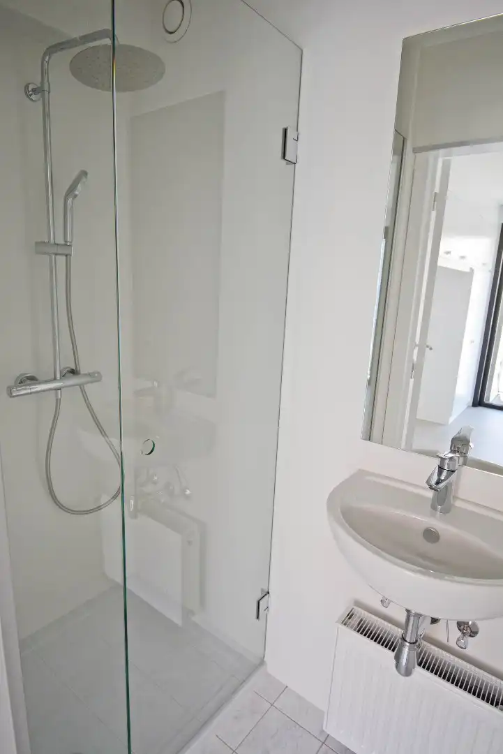Aangenaam en  ruim  2-slaapkamerappartement op 200m van zee met open zicht foto 8