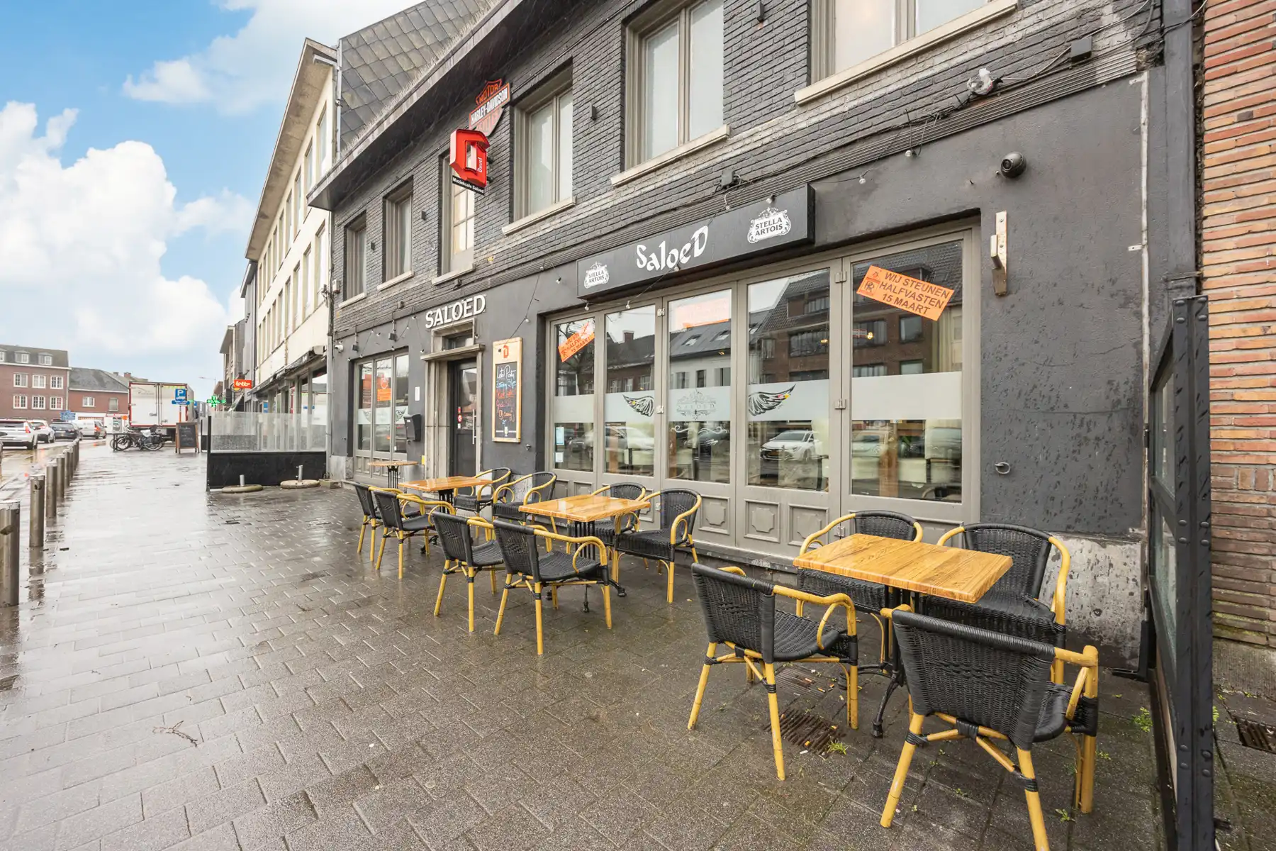 Café Saloed – Instapklaar horecapand met groot terras en ruime bovenverdiepingen foto 2