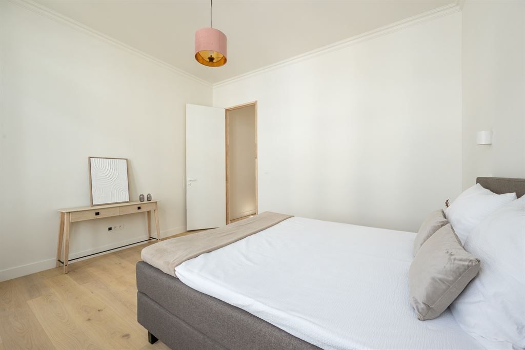 Gerenoveerd herenhuis met tuin en A label foto 17