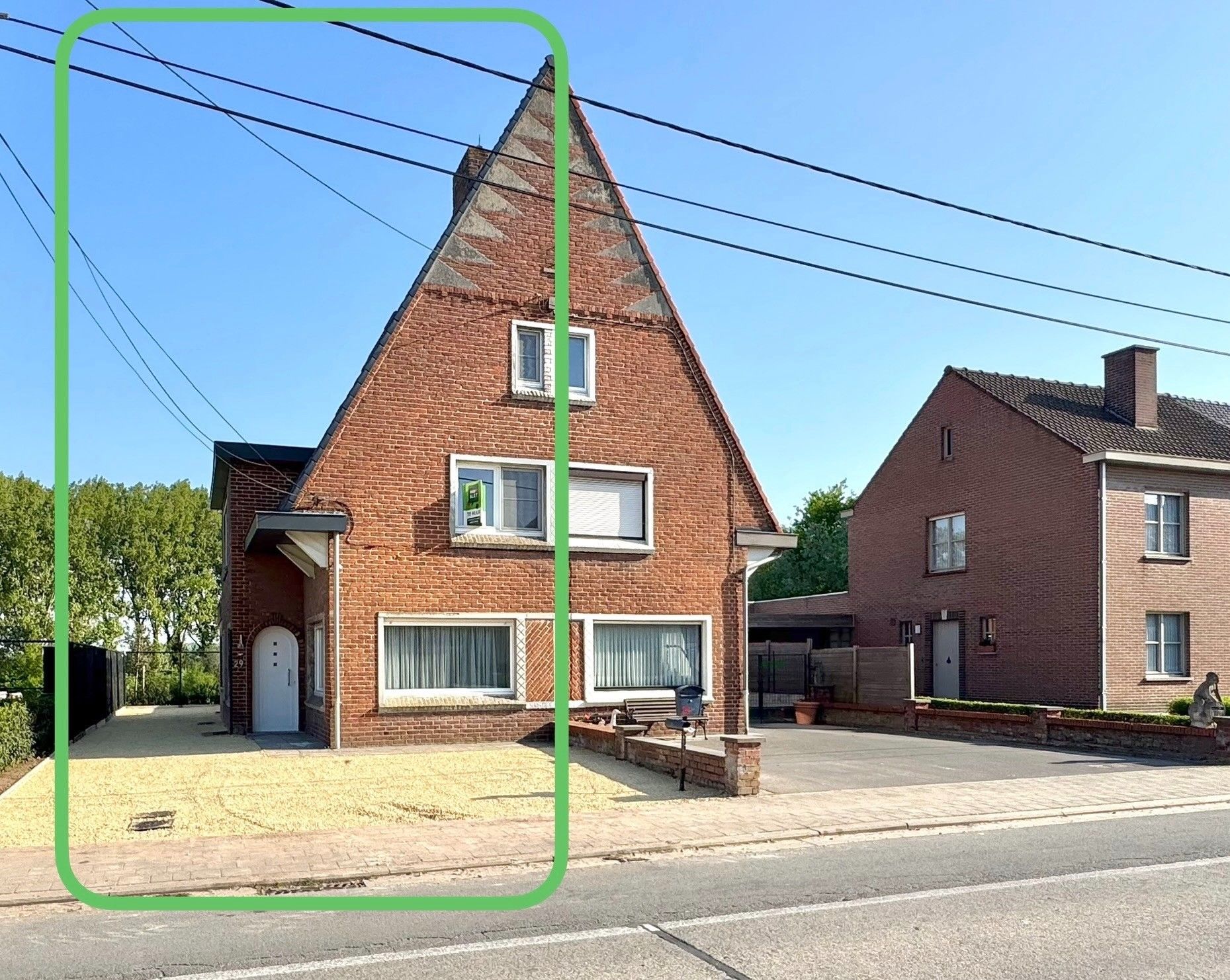 HALFOPEN WONING MET 3 KAMERS EN TERRAS foto 3