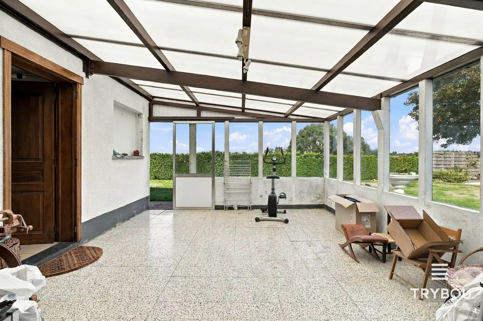 Landelijk gelegen woning met opslagplaats op 3687m² in Merkem! foto 14