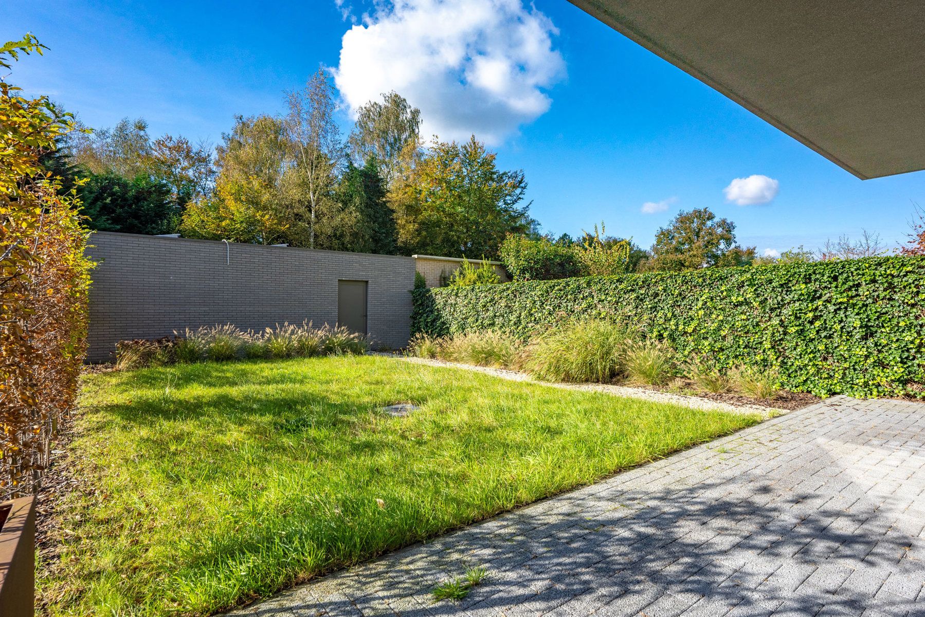 Centraal gelegen luxe nieuwbouwappartement op het gelijkvloers met 2 slaapkamers en tuin foto 11