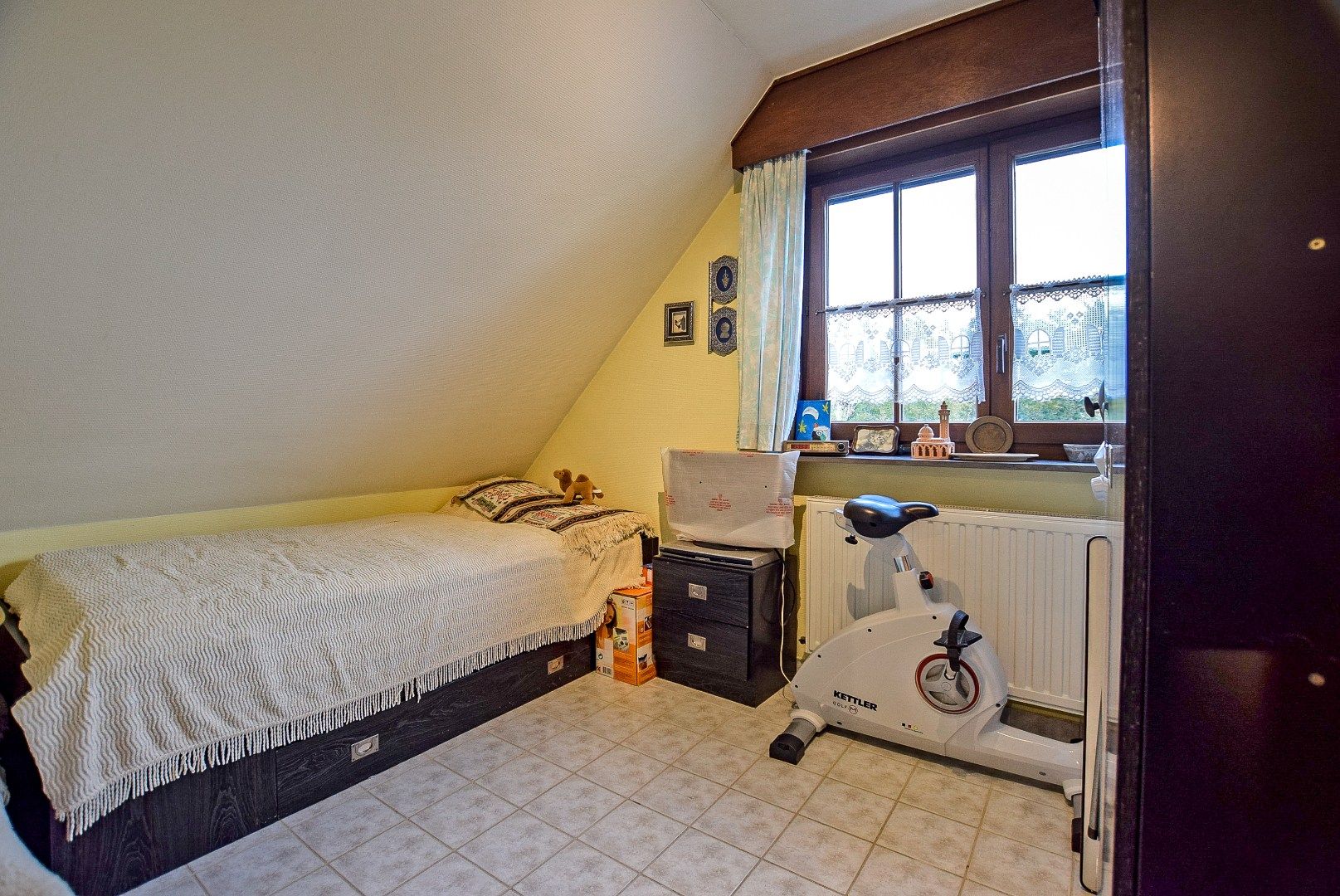 Prachtig alleenstaande woning op 1198m² te centrum Veurne! foto 12