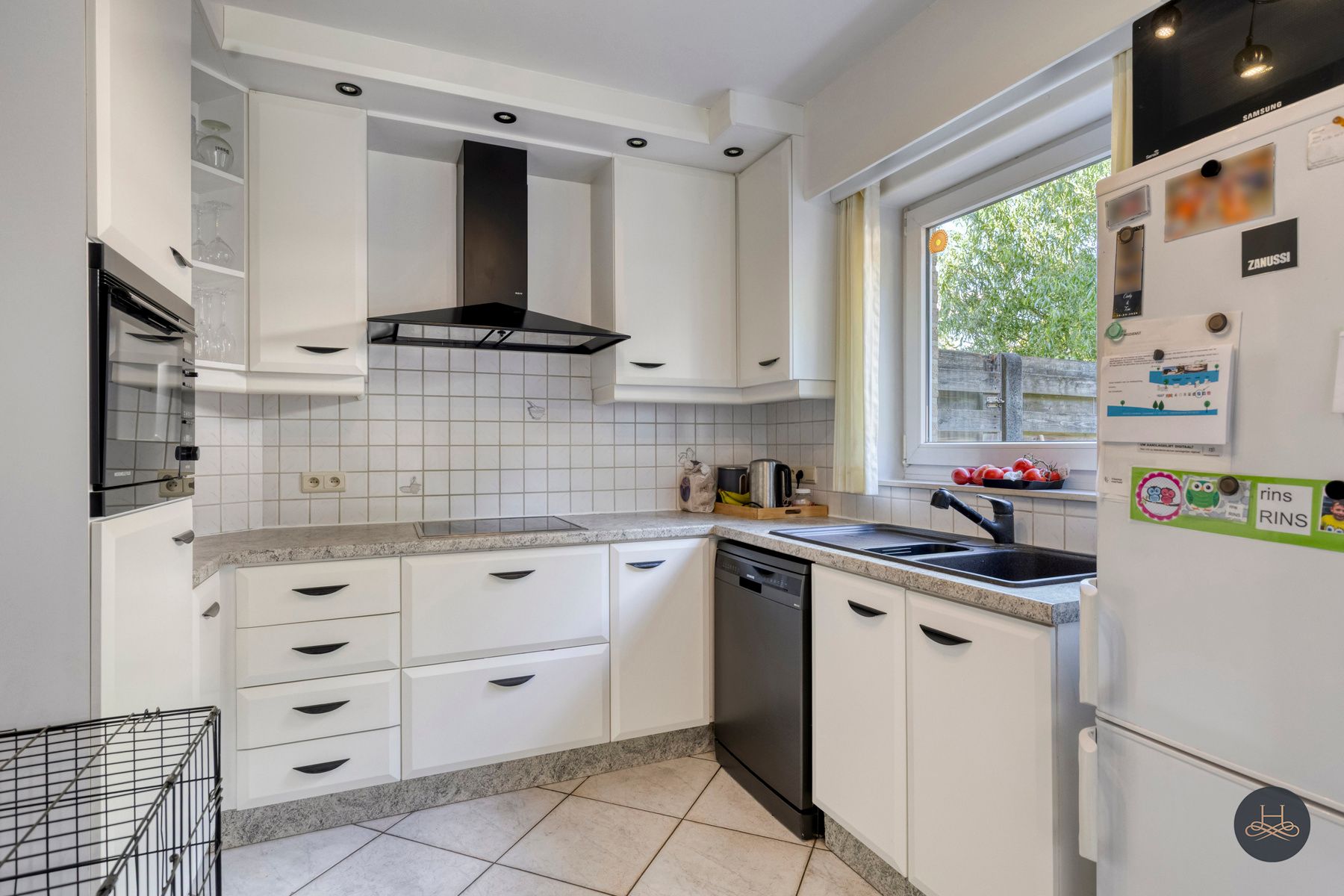 Gezellige halfopen bebouwing met 3 slaapkamers en leuke tuin foto 7