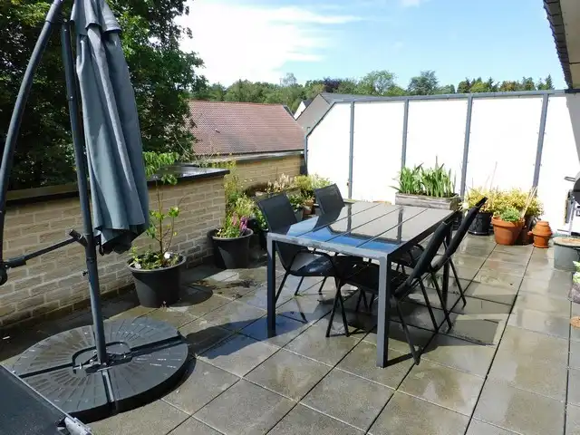 Duplex appartement met groot terras en garage foto 15
